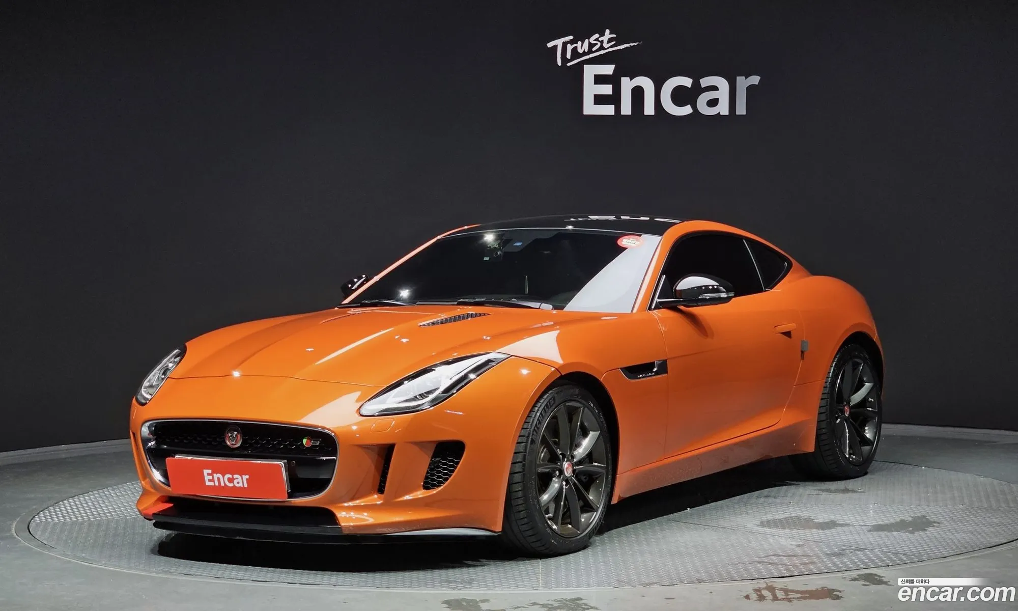 Jaguar F-Type 30 S Coupe 2017 - фотография 3500369