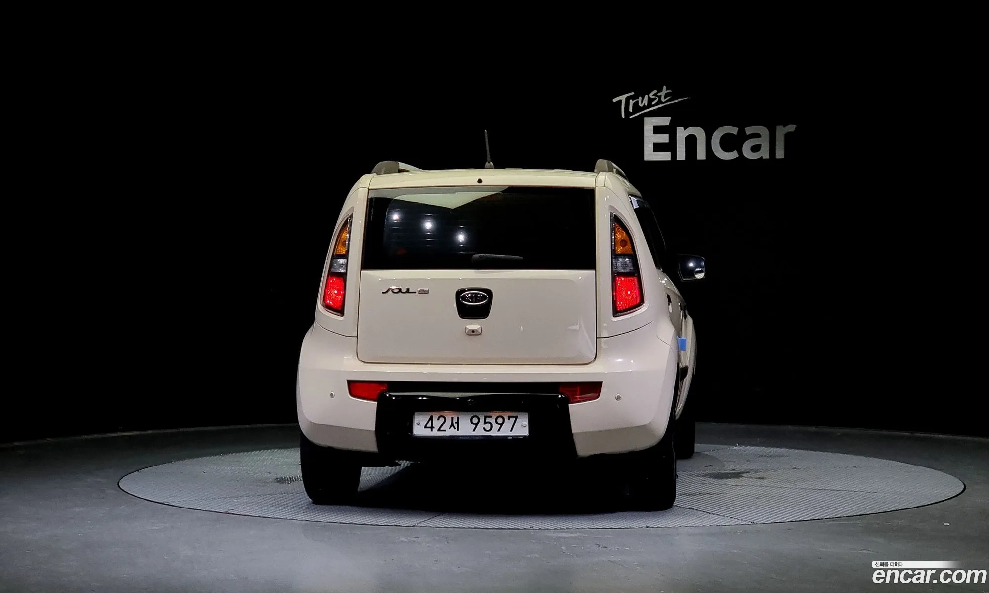 Kia Soul I 16 2U 2010 - фотография 19215142