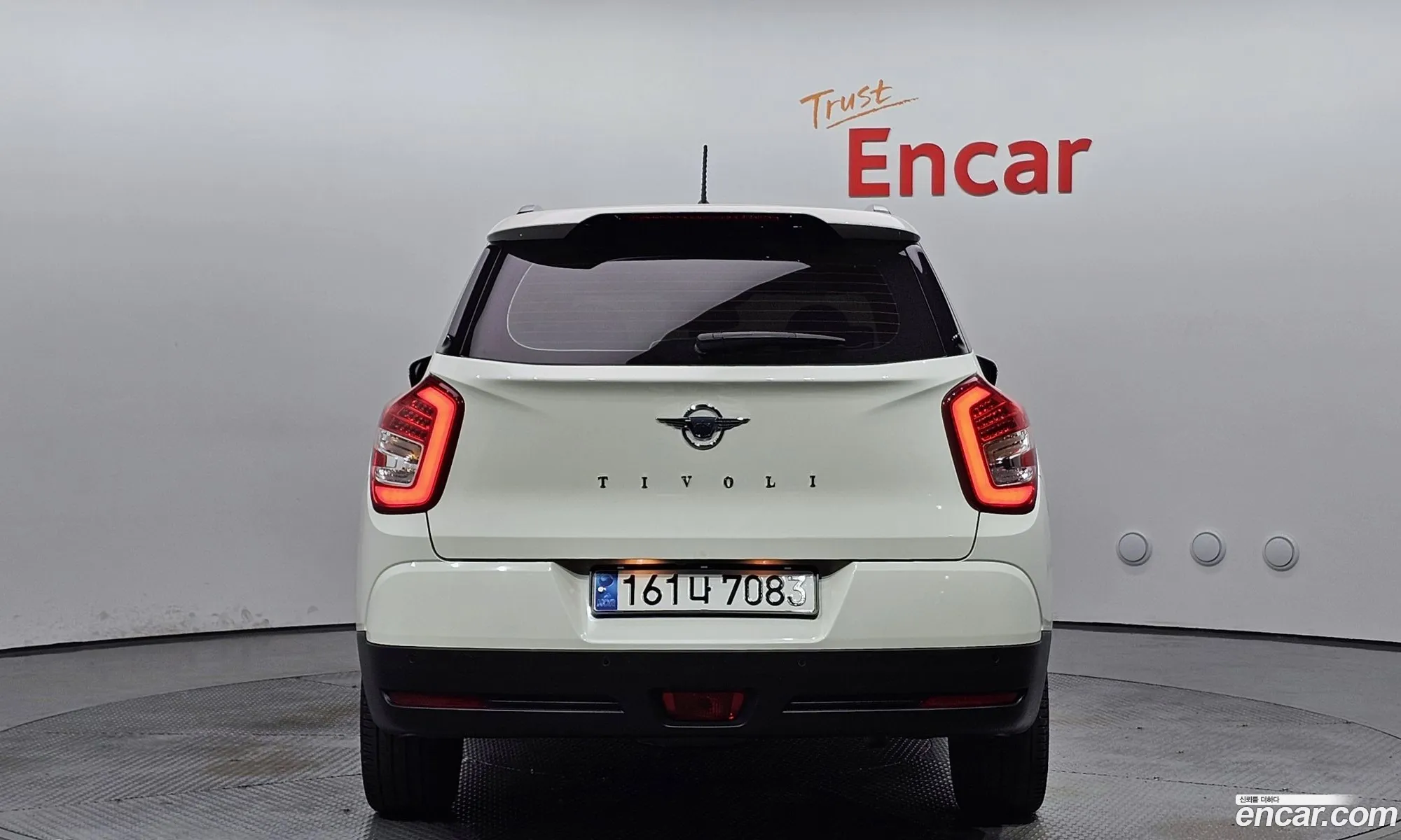 Ssangyong Tivoli Tivoli Diesel Ix 2Wd 2017 - фотография 15680101