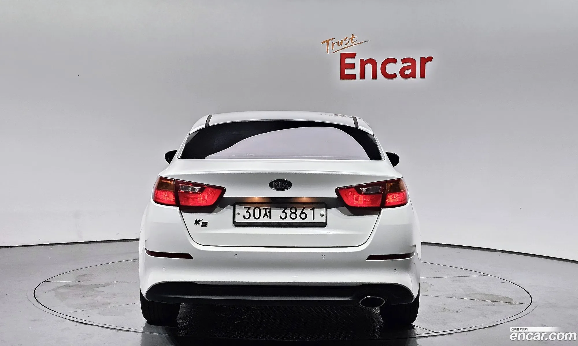 Kia K5 Lpi Luxury 2014 - фотография 18782370