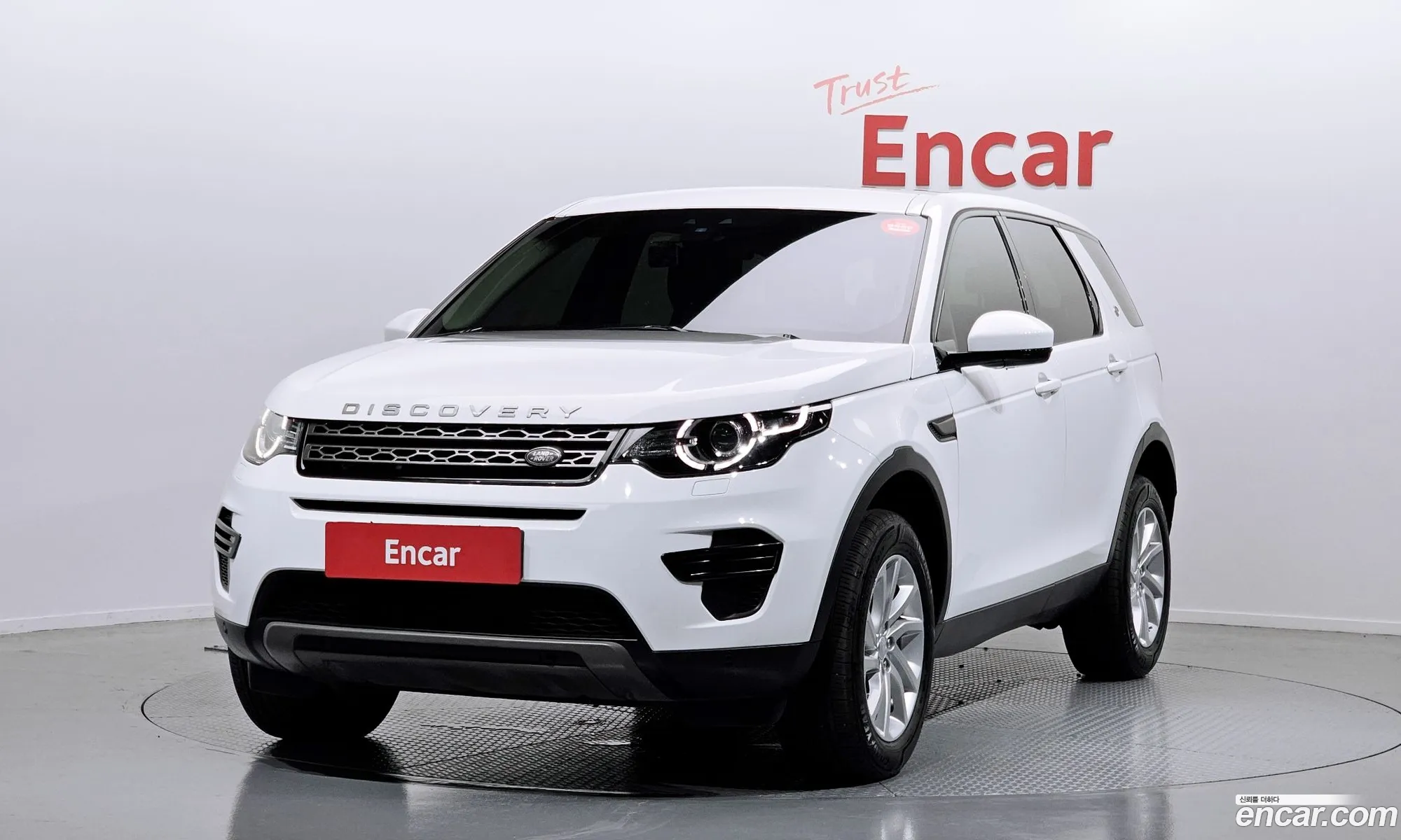 Land Rover Discovery Sport 20 Td4 Se 2017 - фотография 3530664
