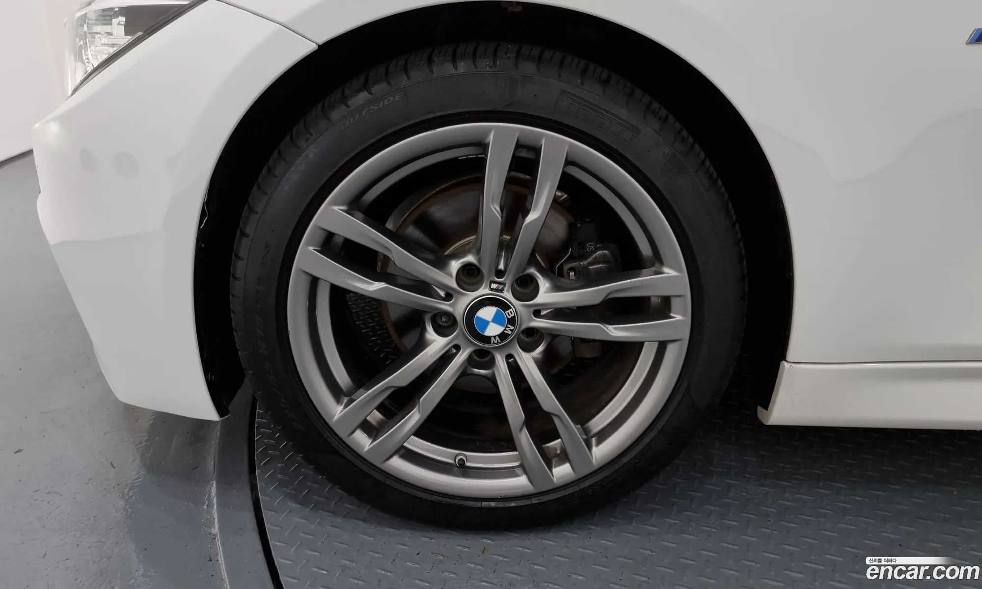 BMW 3Er Vi F3X 320I M Sports 2017 - фотография 2346122