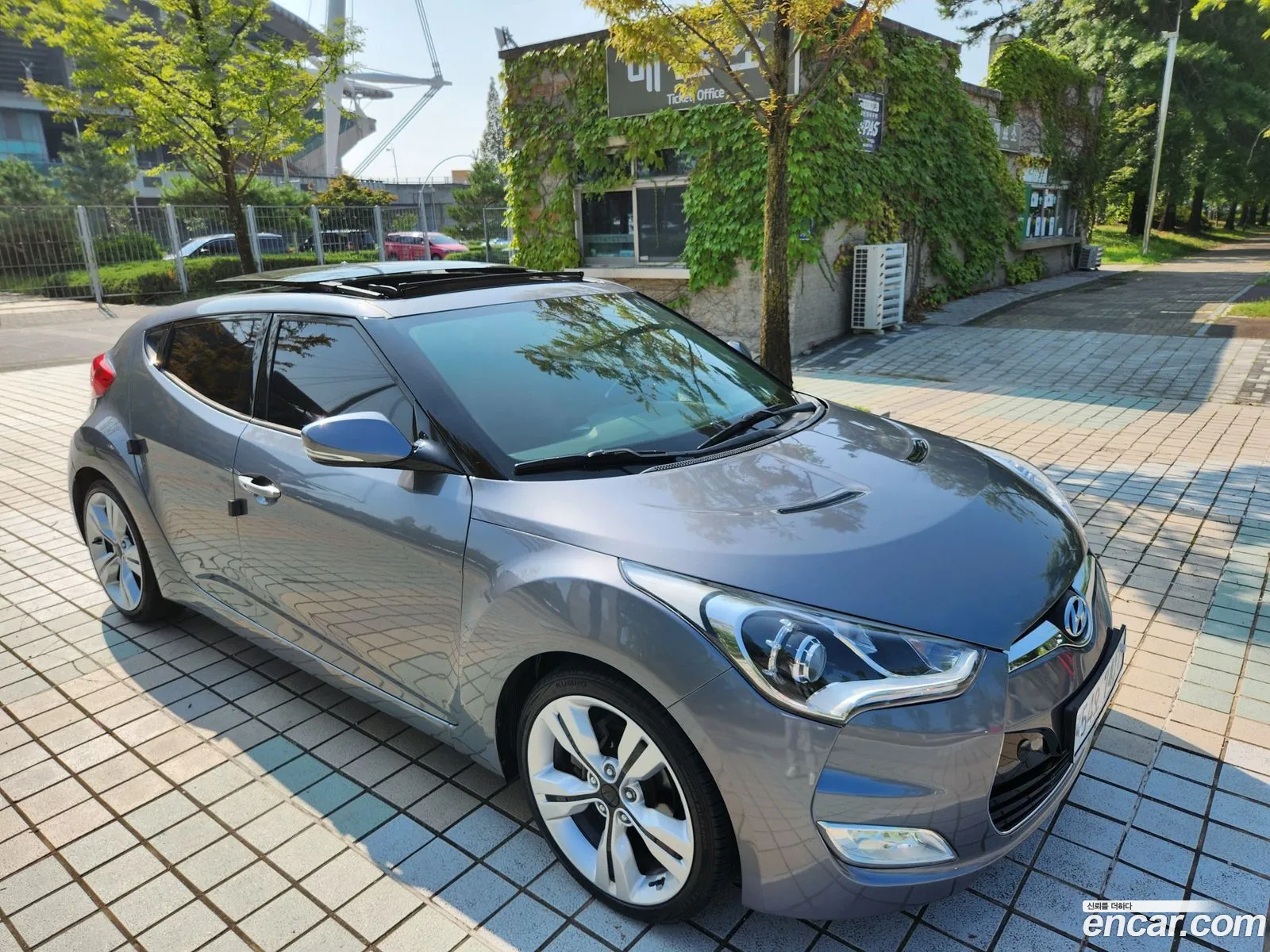 Hyundai Veloster Extreme 2011 - фотография 17169568