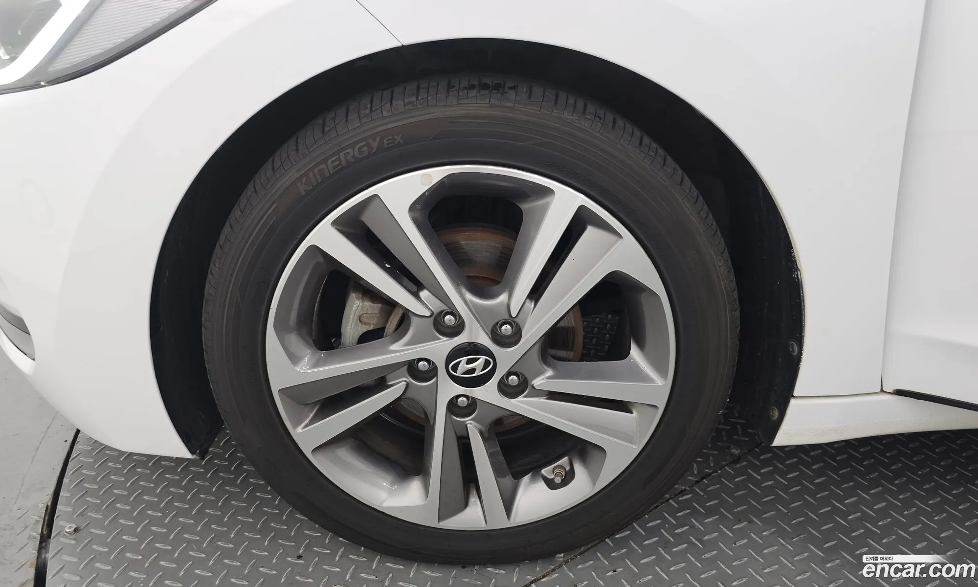 Hyundai Avante Ad 16 E-Vgt Premium - фотография 18784645
