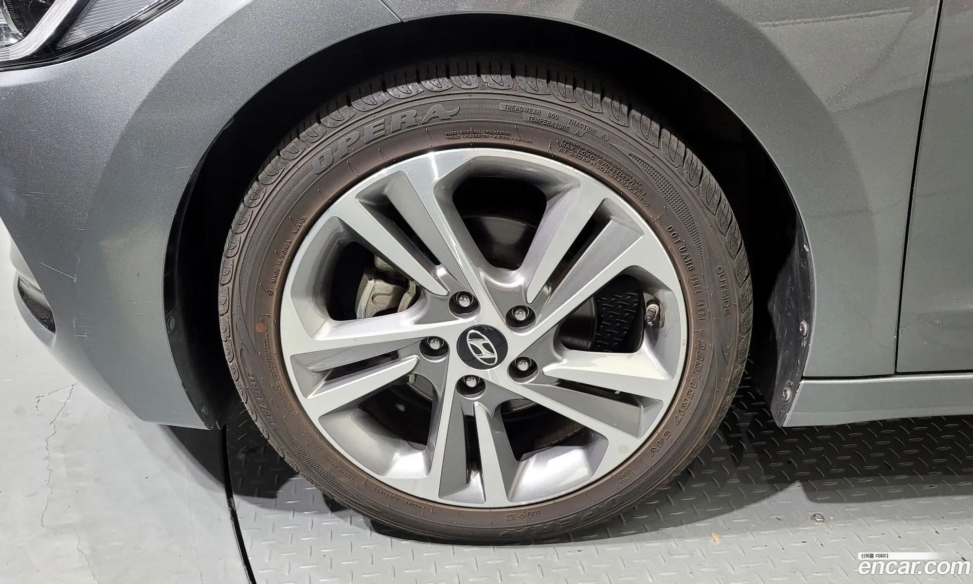 Hyundai Avante 16 Gdi Premium 2016 - фотография 17054445