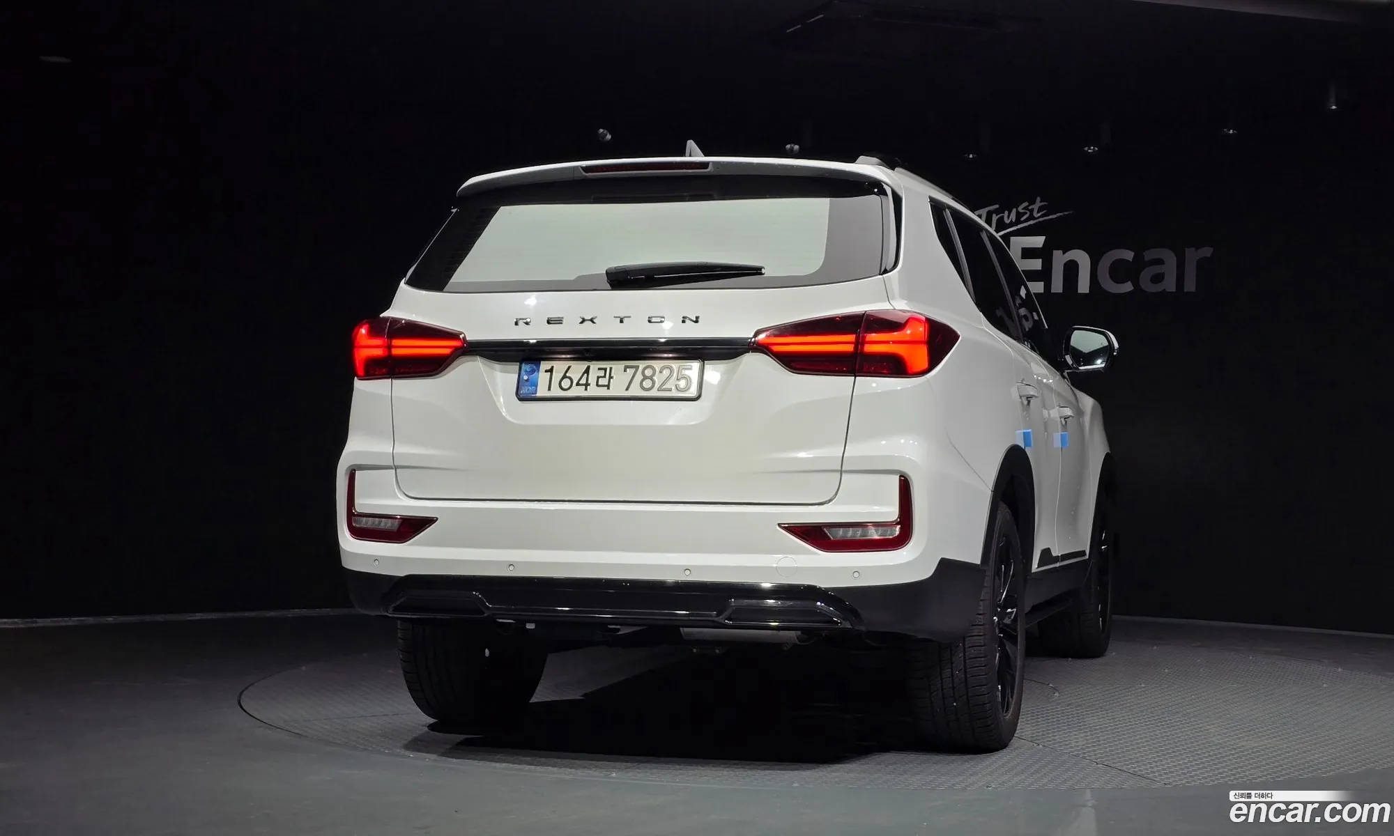 Ssangyong Rexton Diesel 22 4Wd 2023 - фотография 15680075