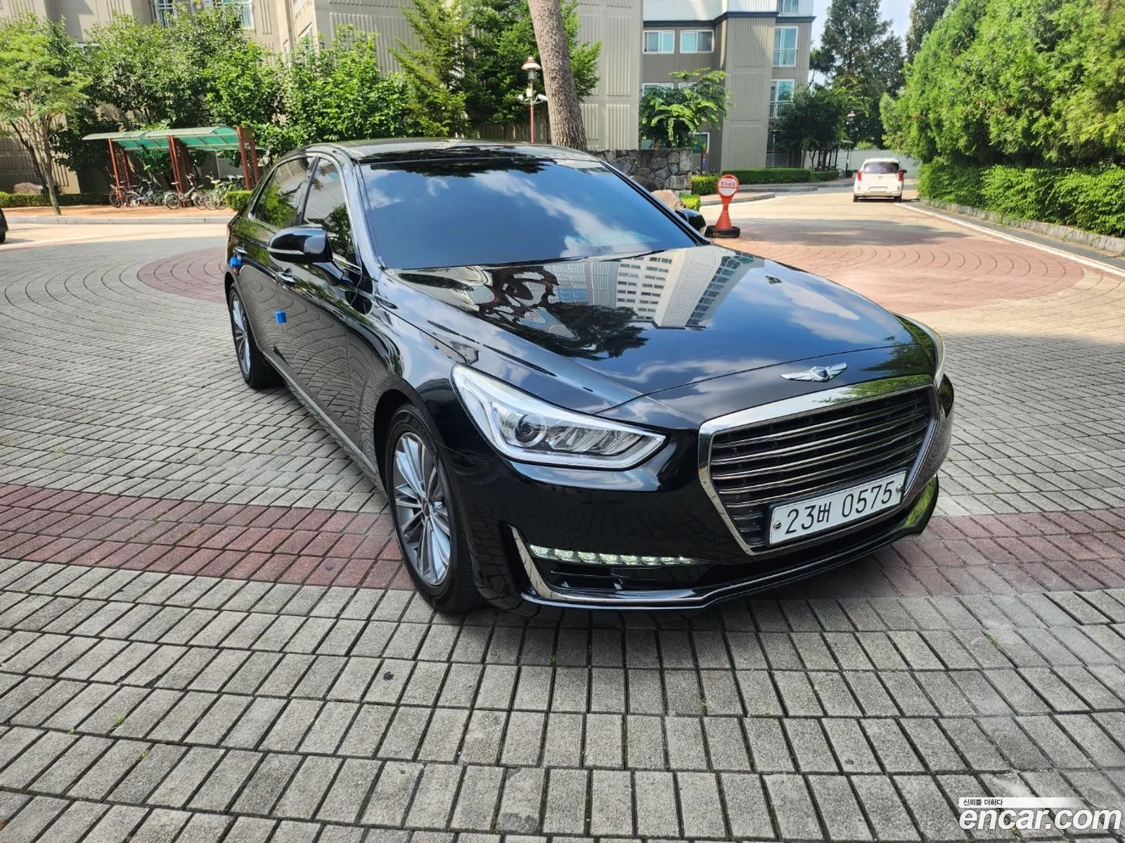 Genesis G90 I 38 Gdi Awd 2016 - фотография 12712152