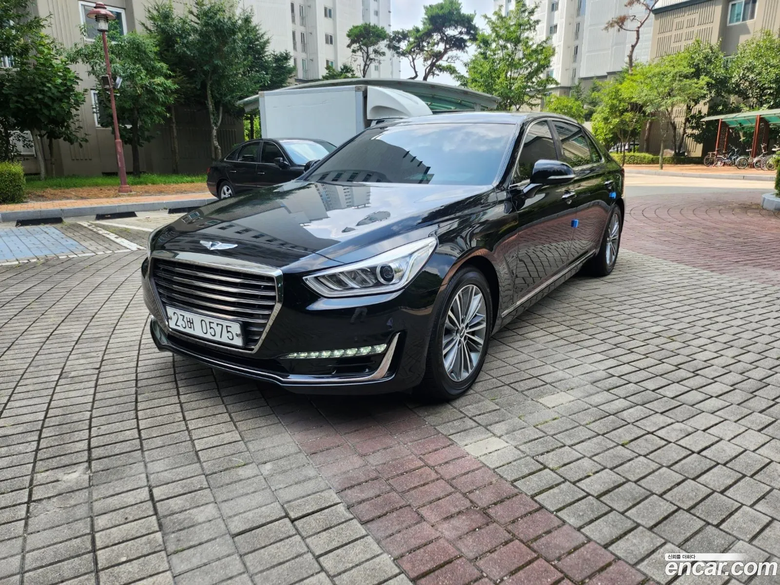 Genesis G90 I 38 Gdi Awd 2016 - фотография 12712153