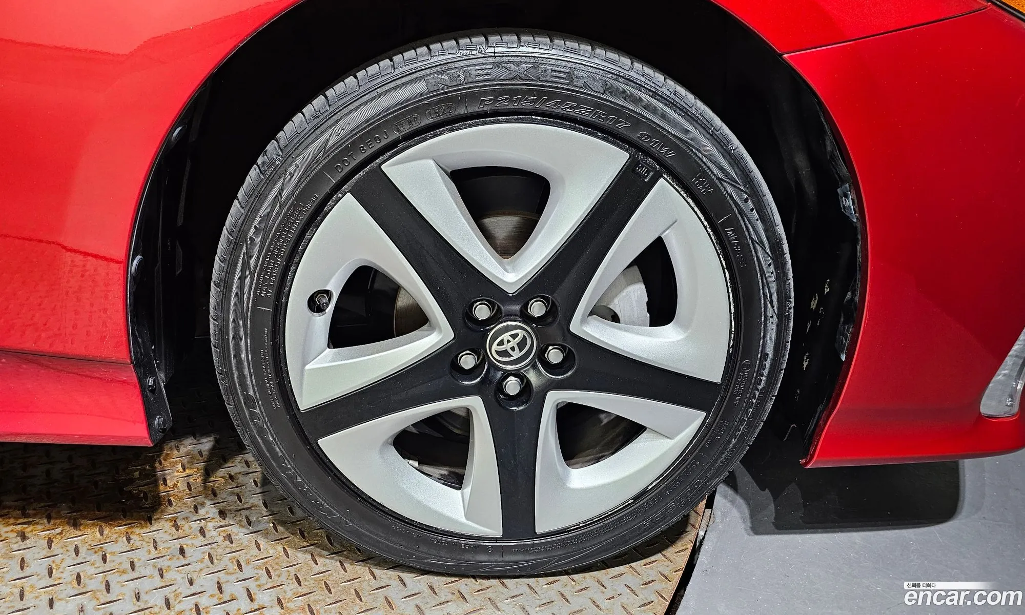 Toyota Prius Iv Xw50 18 2017 - фотография 14401253