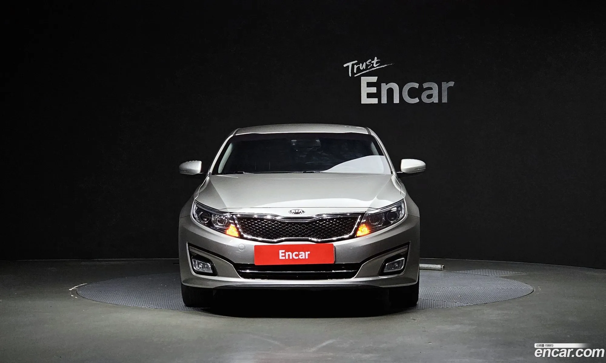 Kia K5 Lpi Deluxe 2014 - фотография 18862341
