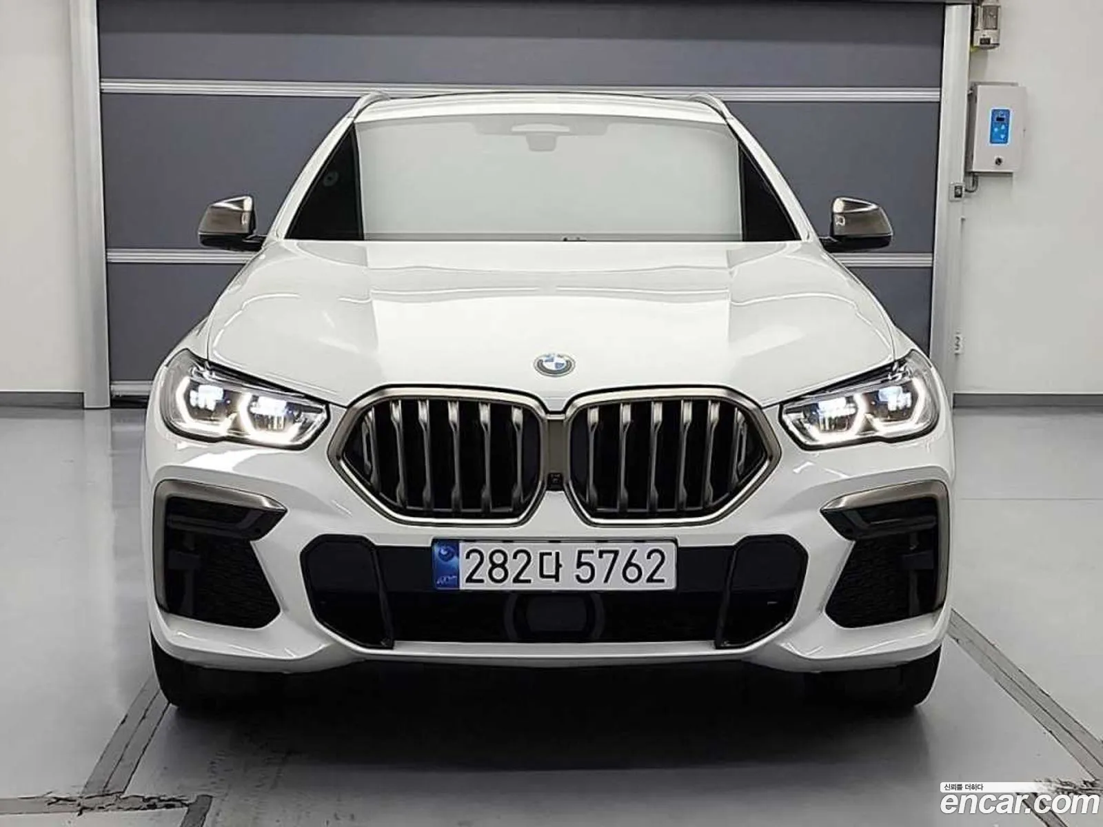 BMW X6 Iii G06 M50I 2022 - фотография 11268094