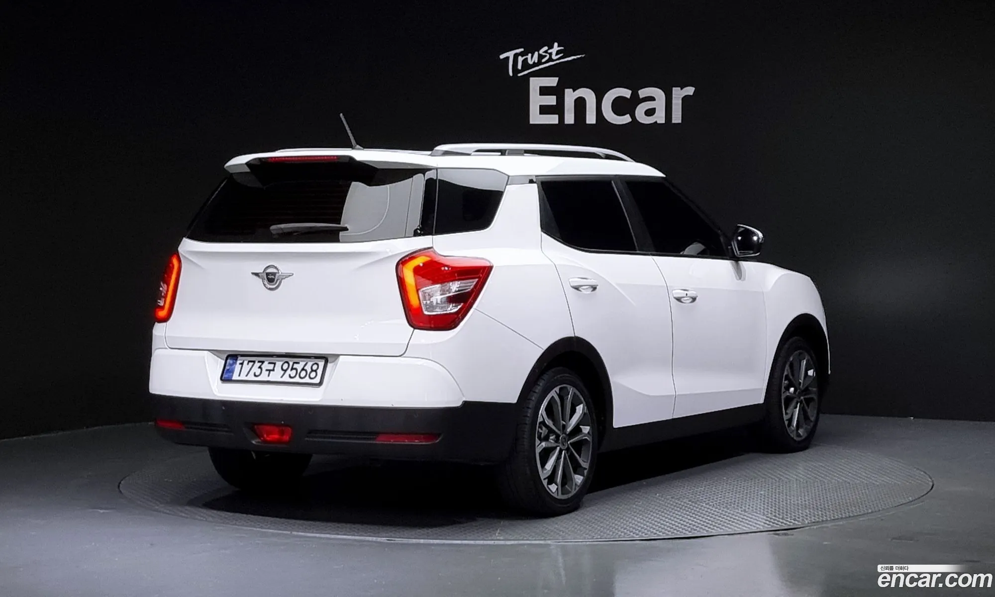 Ssangyong Tivoli Tivoli Diesel Ix 2Wd 2018 - фотография 15680061