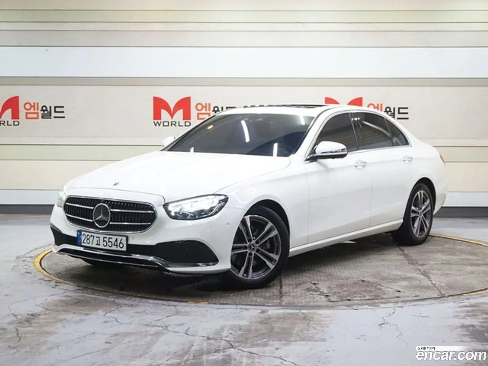 Mercedes-Benz E-Klasse E250 Avantgarde 2023 - фотография 17140429