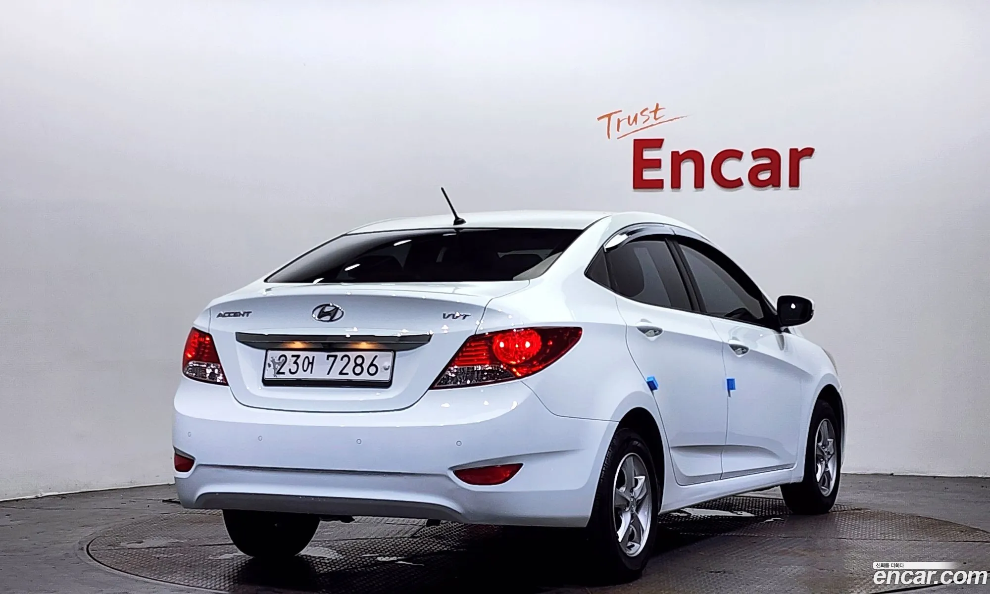 Hyundai Accent Iv 14 Vvt Modern 2014 - фотография 17054490
