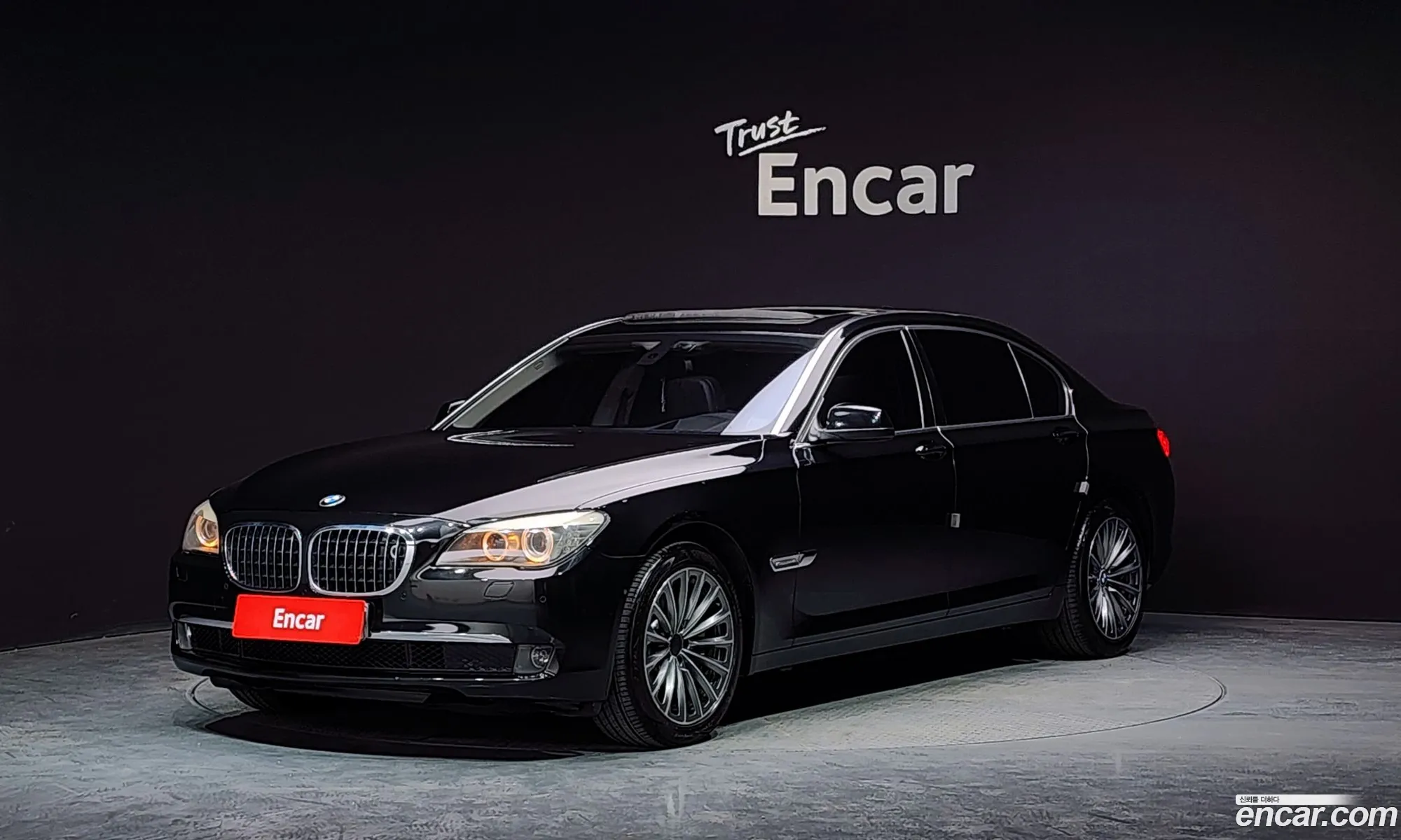 BMW 7Er V F01F02F04 750Li 2011 - фотография 11392158