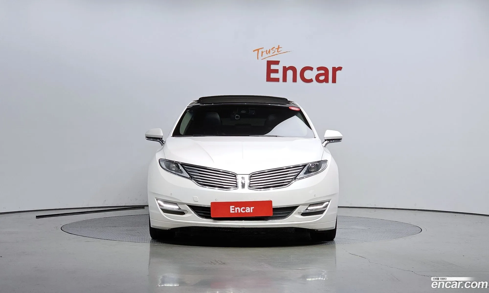 Lincoln Mkz Ii Hybrid 2016 - фотография 3499436