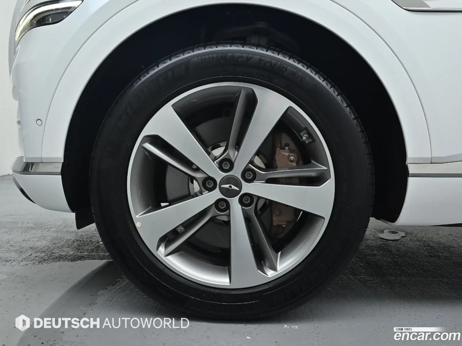 Genesis Gv80 I 35T Gasoline Awd 2022 - фотография 12712121