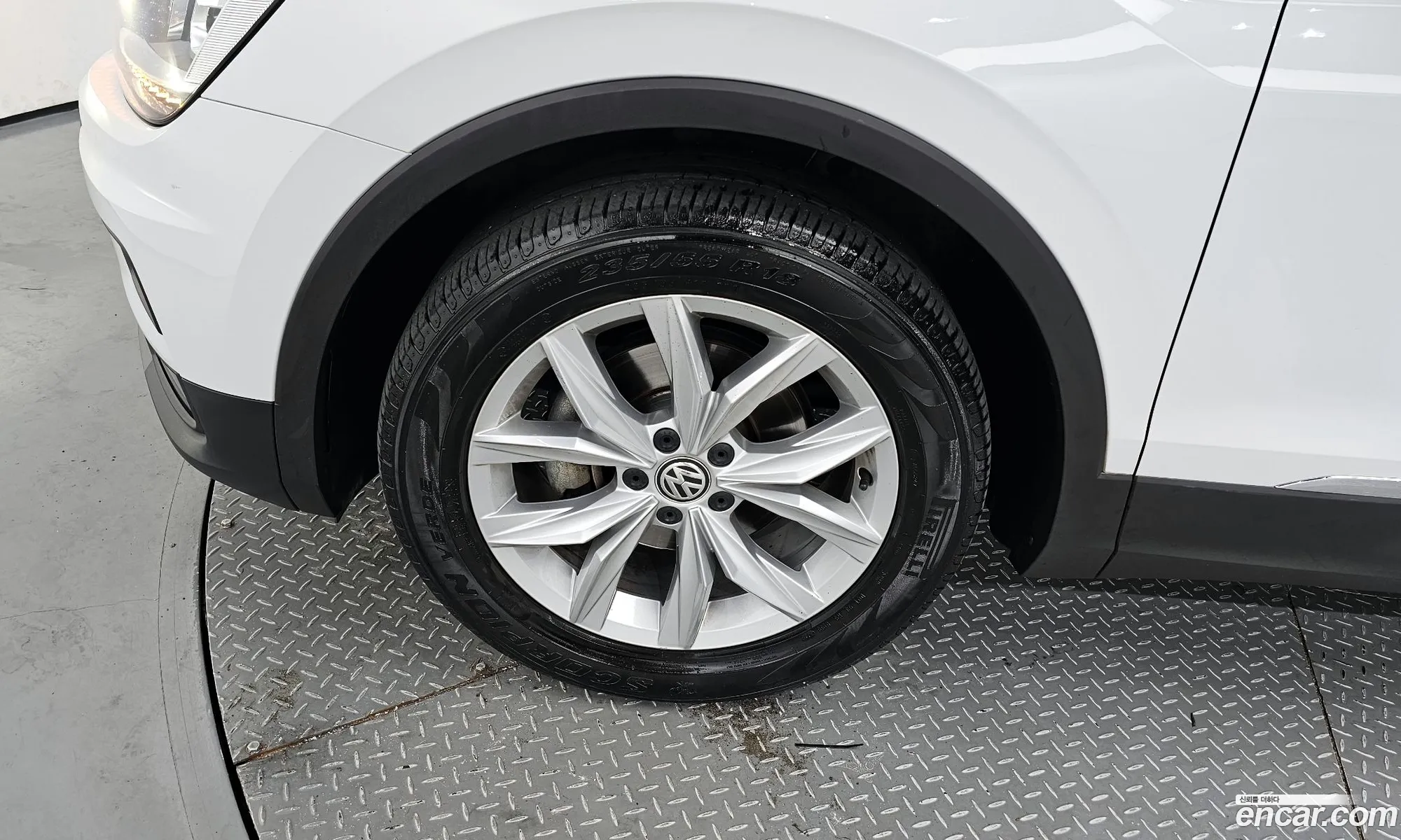 Volkswagen Tiguan Ii 20 Tdi Premium 2020 - фотография 16507228