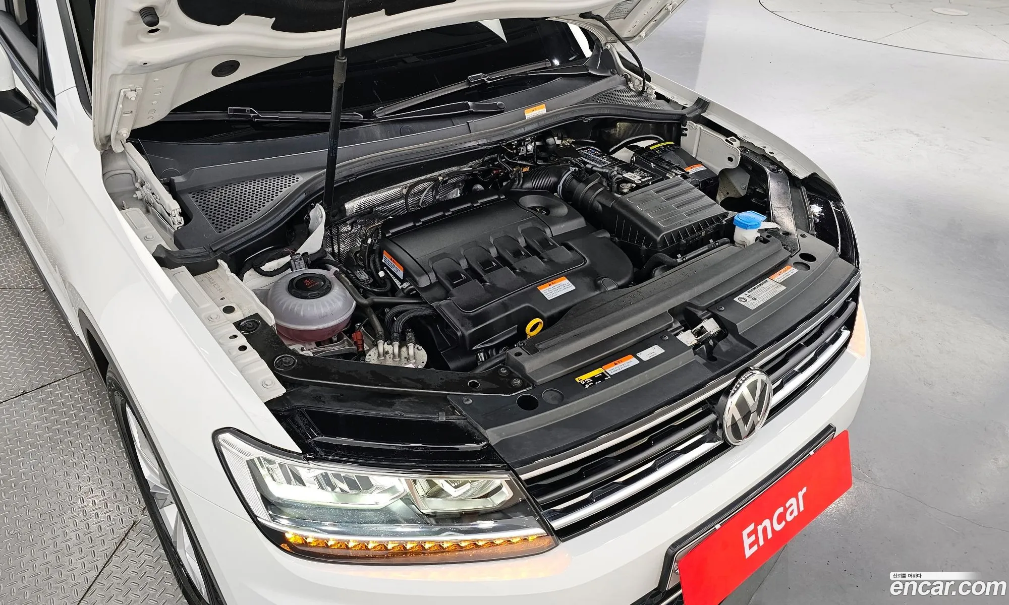 Volkswagen Tiguan Ii 20 Tdi Premium 2020 - фотография 16507229