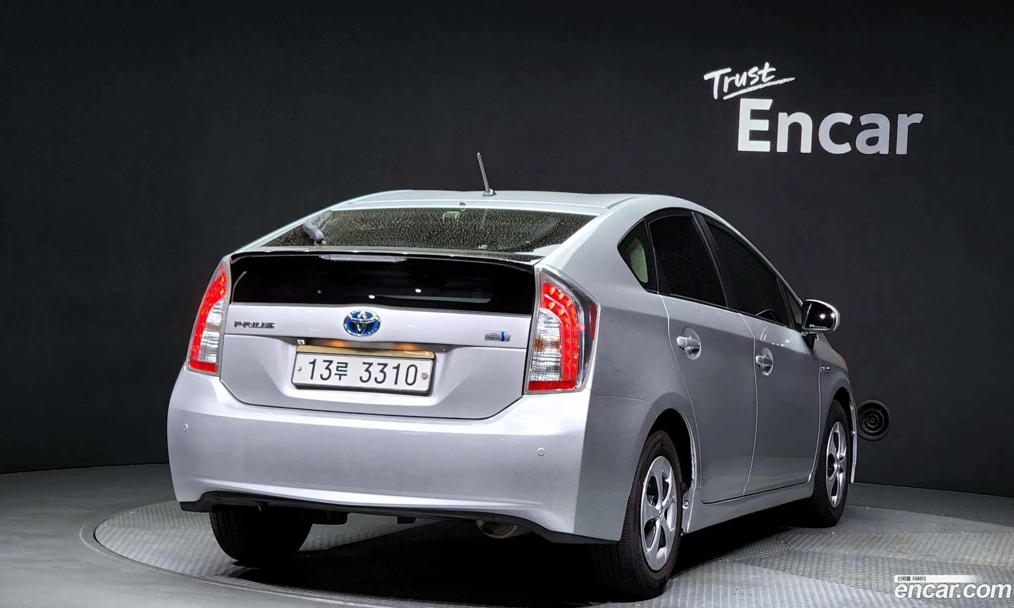 Toyota Prius 18E 2012 - фотография 14401275