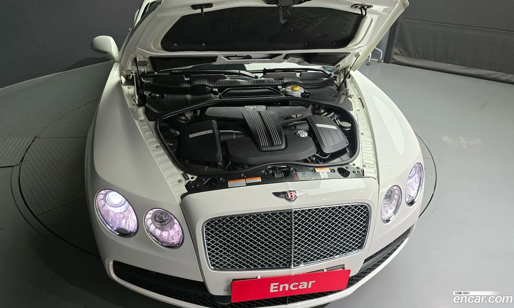 Bentley Flying Spur 2Nd Generation 40 - фотография 14647248
