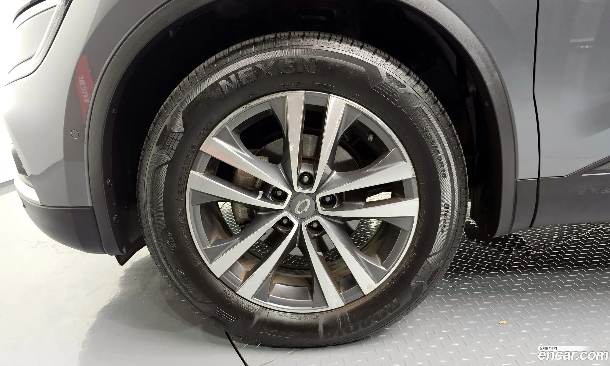 Renault Samsung Qm6 20 Lpe Le 2Wd 2020 - фотография 683422