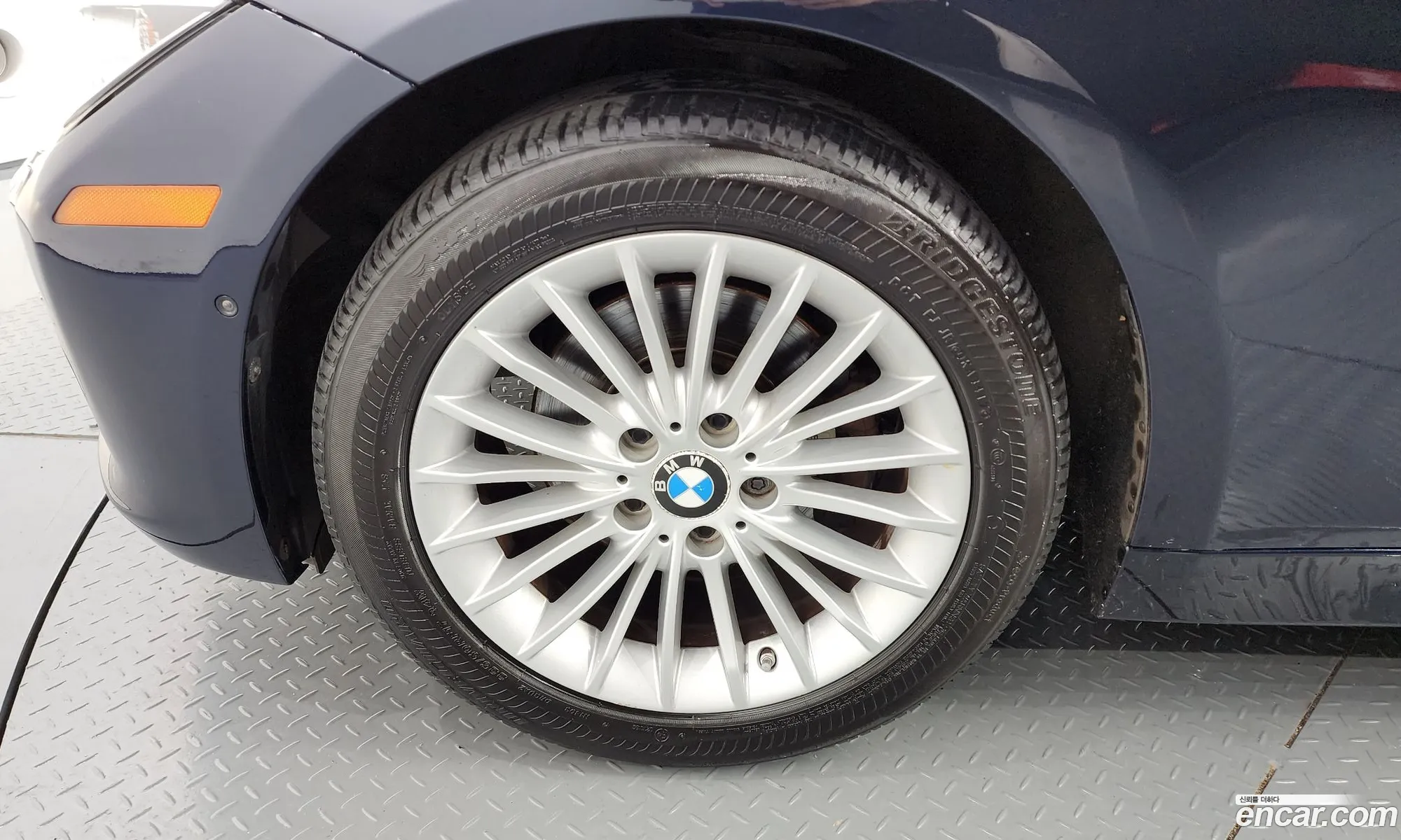 BMW 3Er Vi F3X 320D Luxury 2014 - фотография 13486371