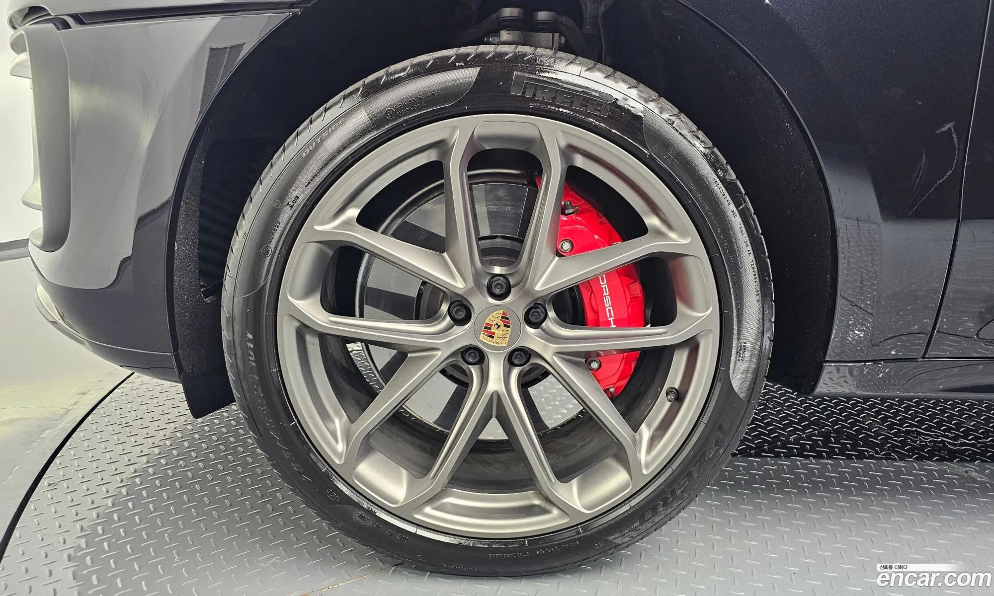 Porsche Macan I 2 29 Gts 2022 - фотография 3745376