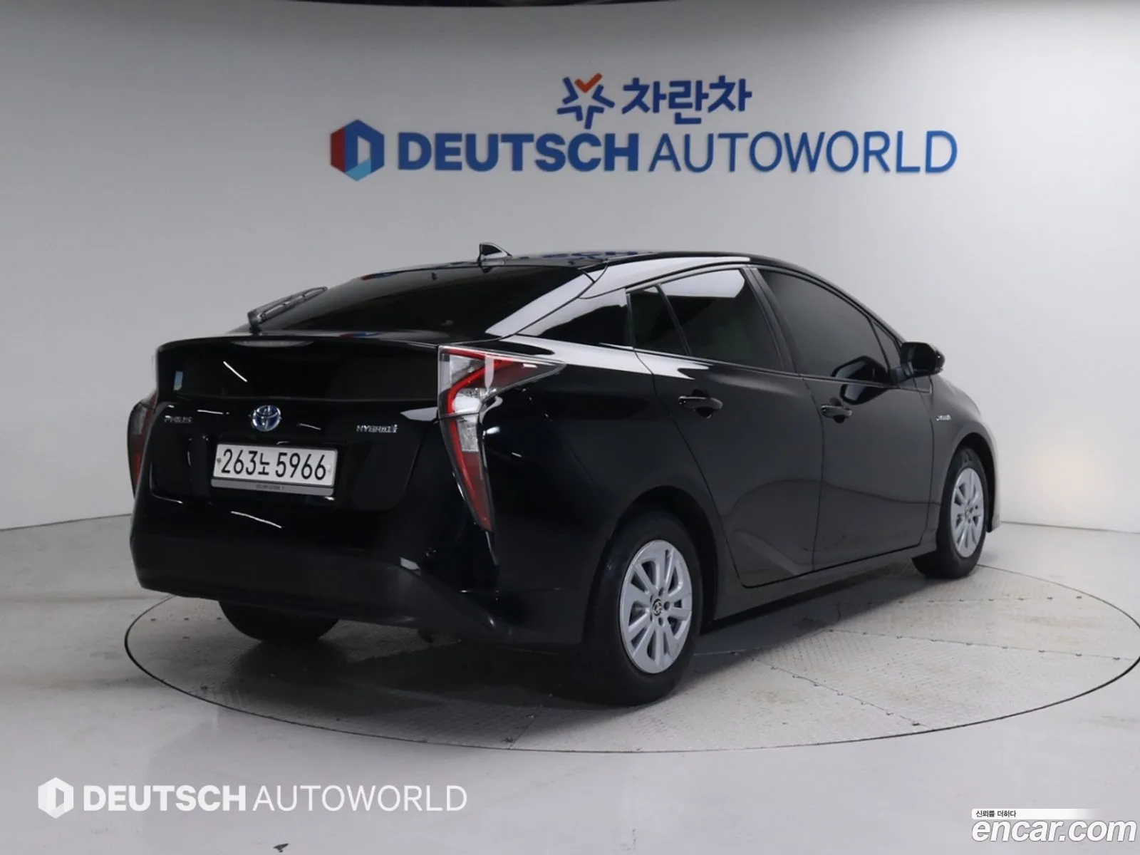 Toyota Prius Iv Xw50 18E 2017 - фотография 14401263