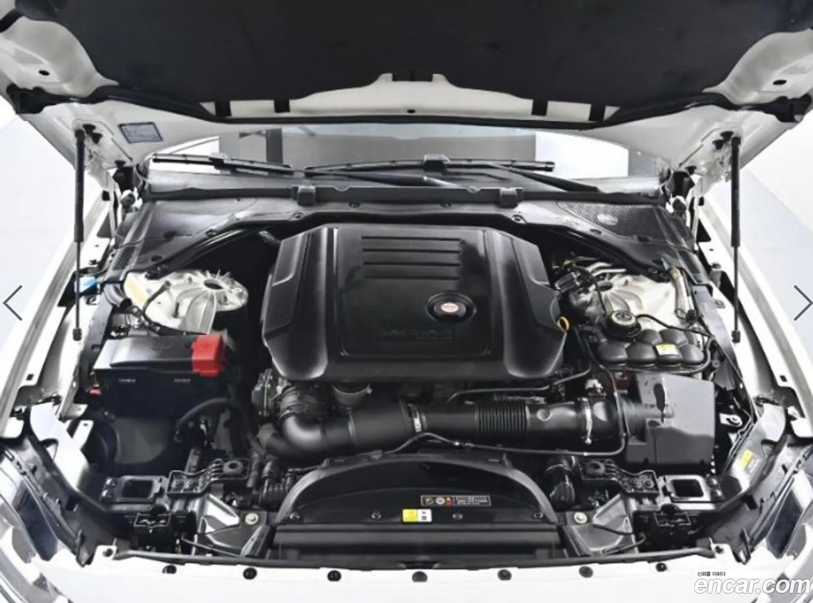 Jaguar Xf Ii 20D Prestige Awd 2018 - фотография 3500671