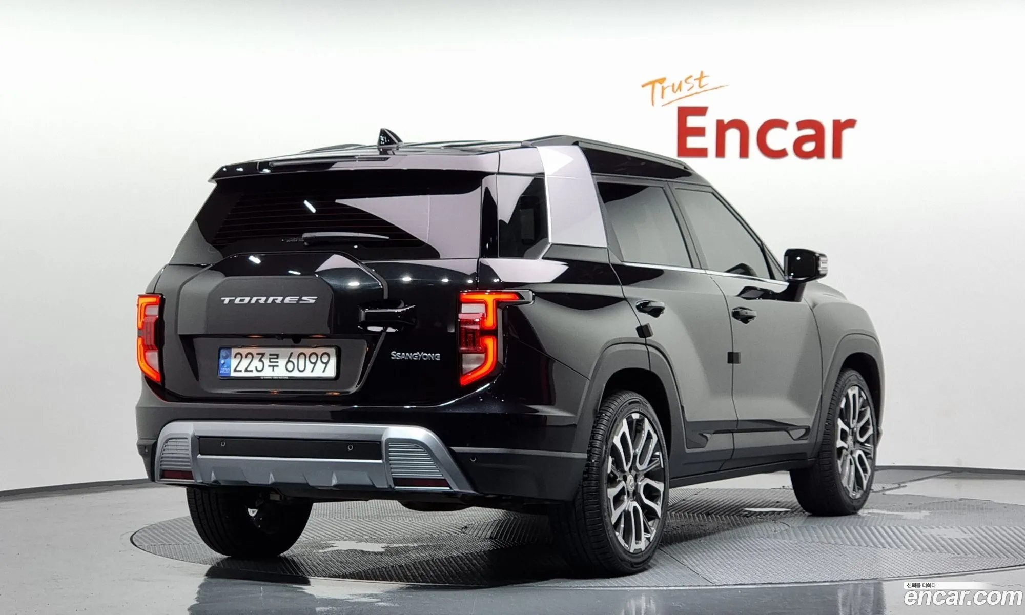 Kg Mobility Ssangyong Torres Gasoline 15 2Wd T7 - фотография 16843740