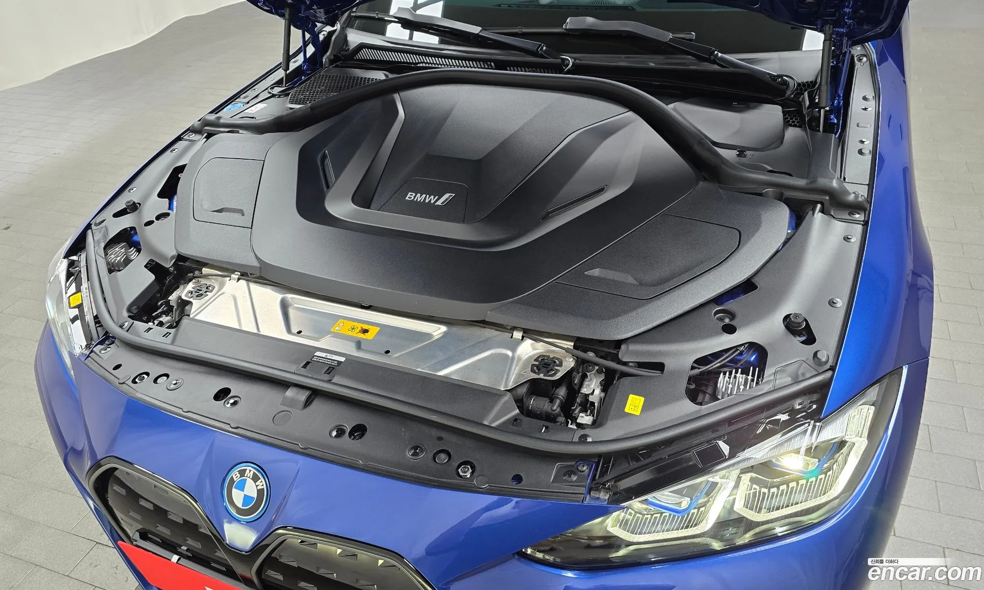 BMW I4 Edrive40 M Sports Pro - фотография 11358696