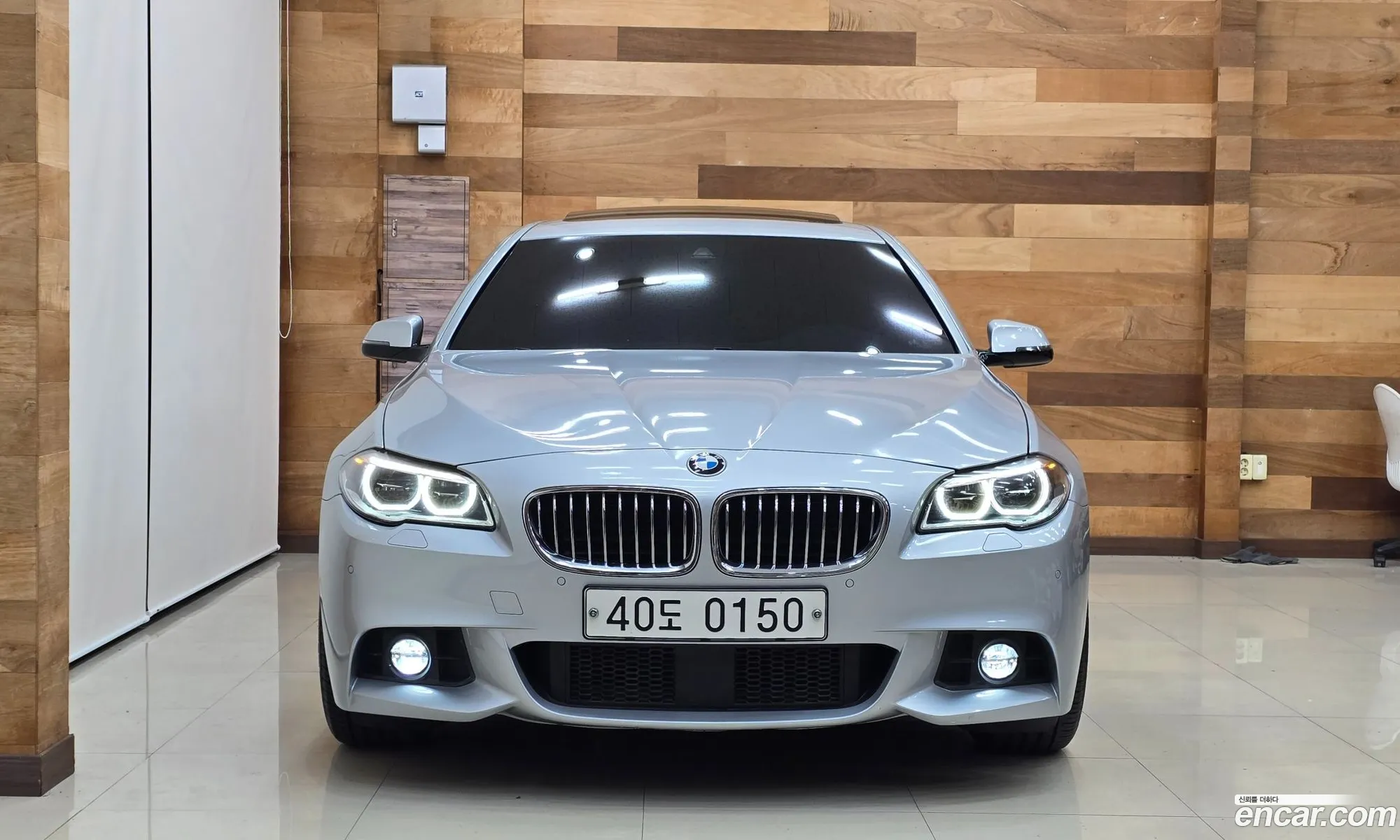 BMW 5 Series F10 528I xDrive M Aerodynamic Special Edition - фотография 18441152