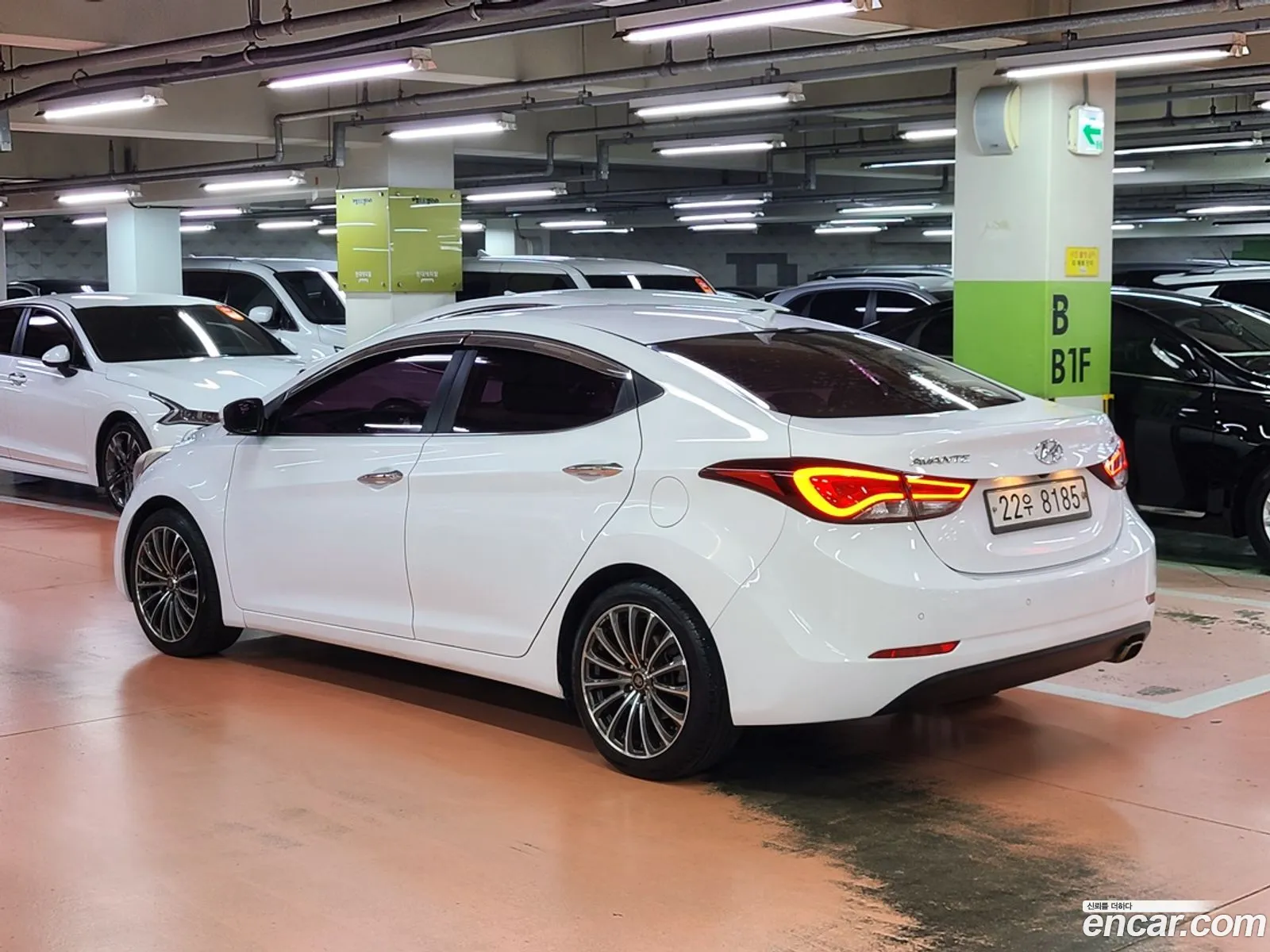 Hyundai Avante 16 Gdi Premium 2015 - фотография 17057342
