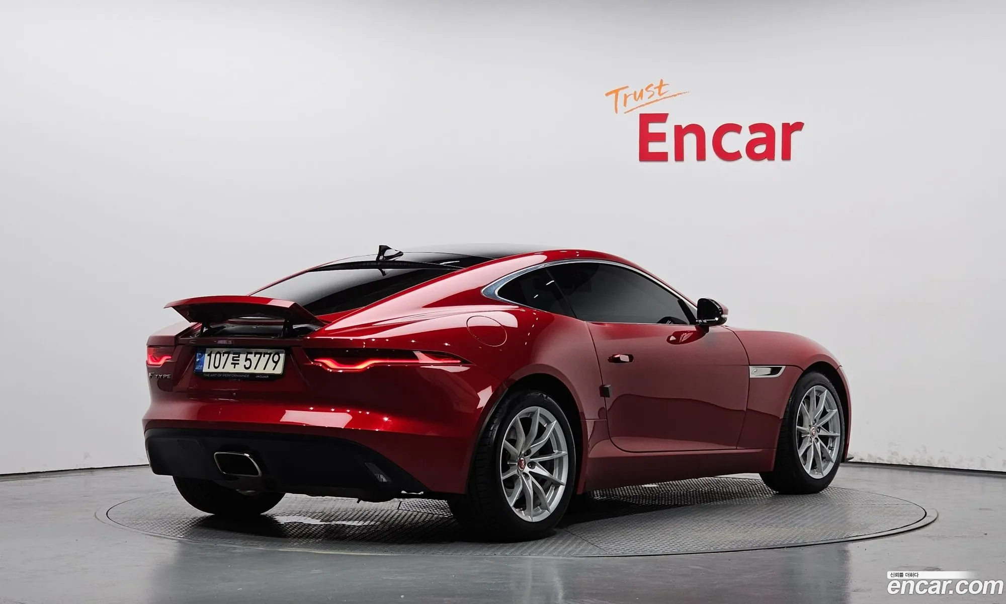 Jaguar F-Type I 2 P300 Coupe 2021 - фотография 3739700