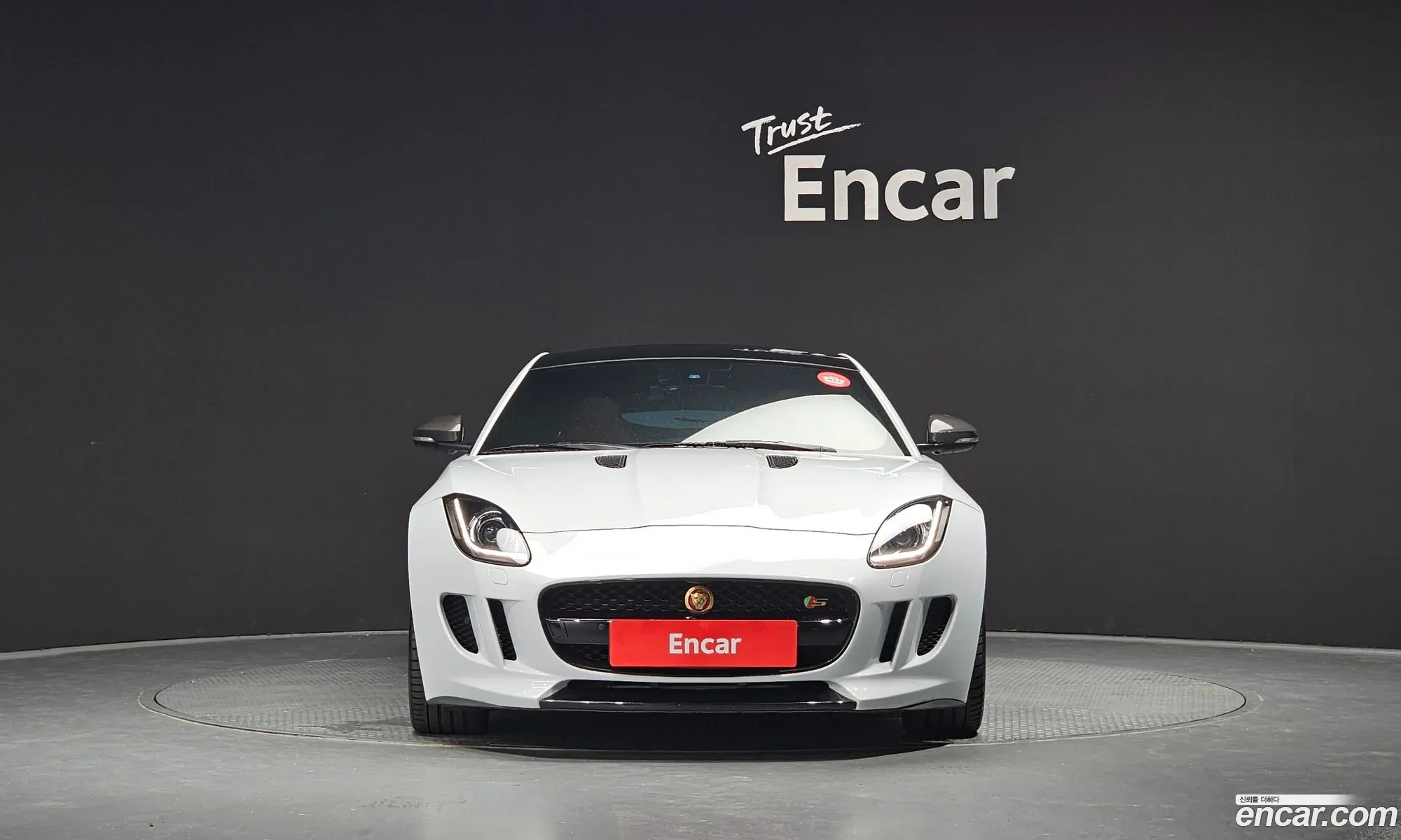 Jaguar F-Type 30 S Coupe 2017 - фотография 3739713