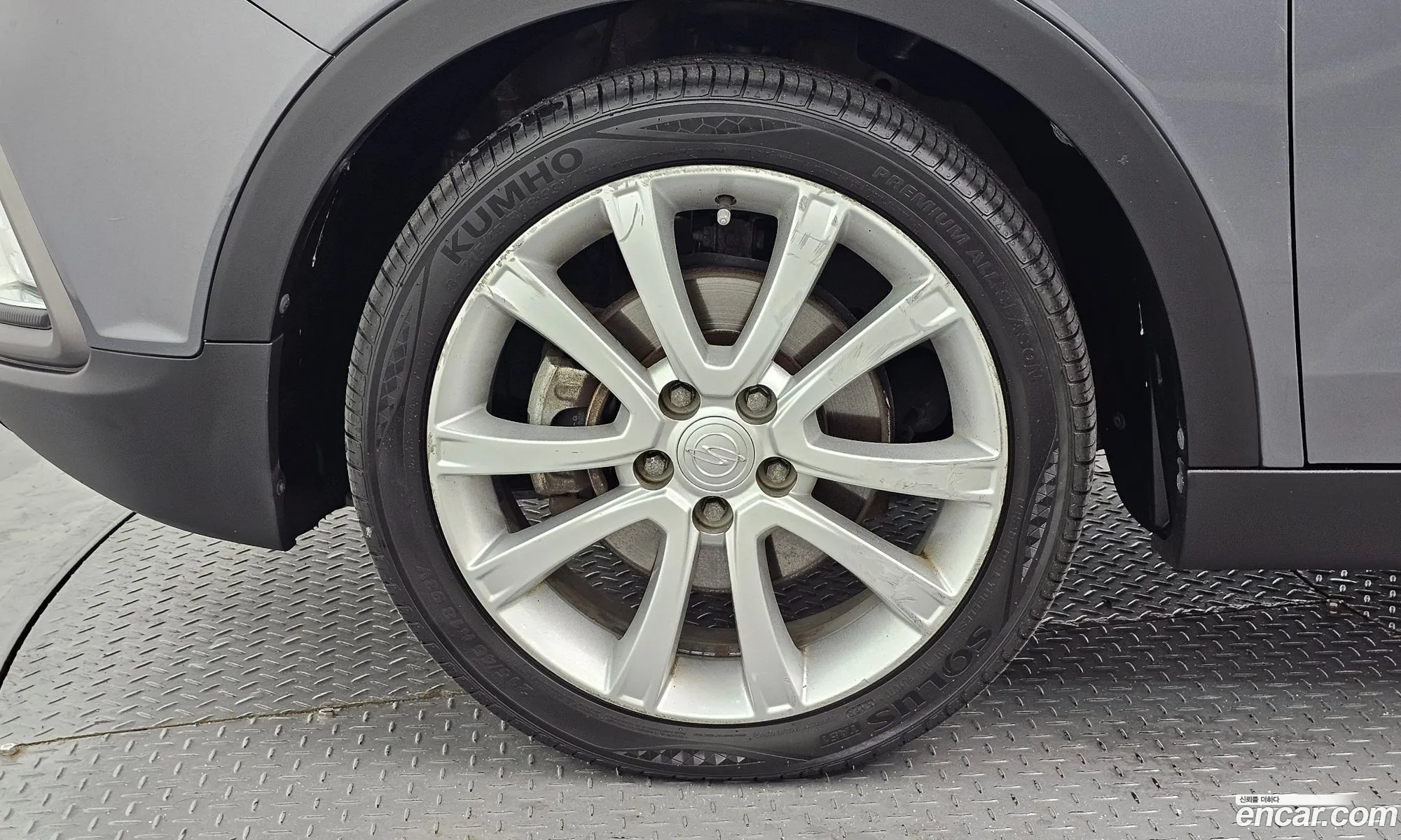 Kg Mobility Ssangyong Tivoli Air Diesel Ix 2Wd - фотография 14266712