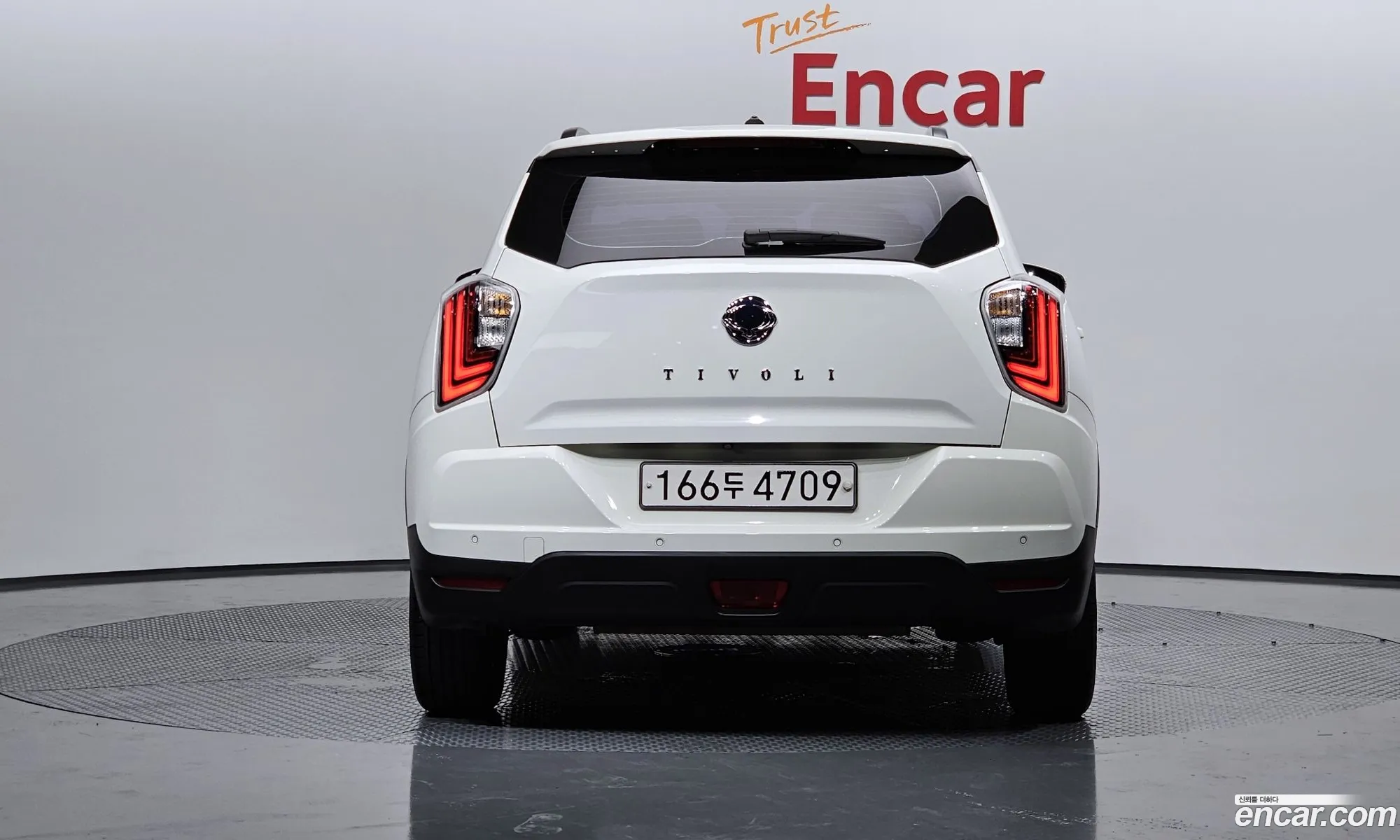 Ssangyong Tivoli Tivoli Gasoline 15 2Wd 2019 - фотография 14383729