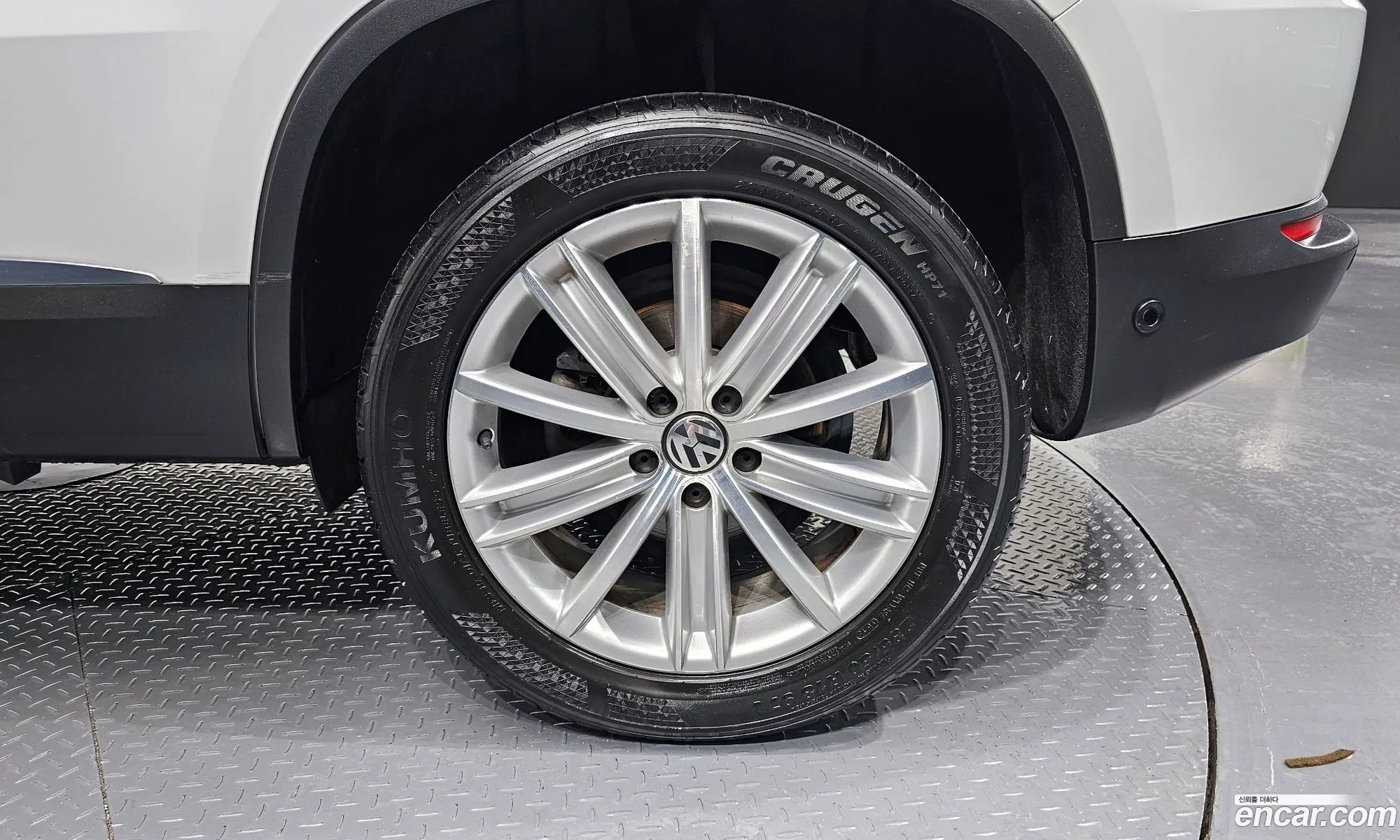 Volkswagen Tiguan I 20 Tdi Premium 2014 - фотография 3761408