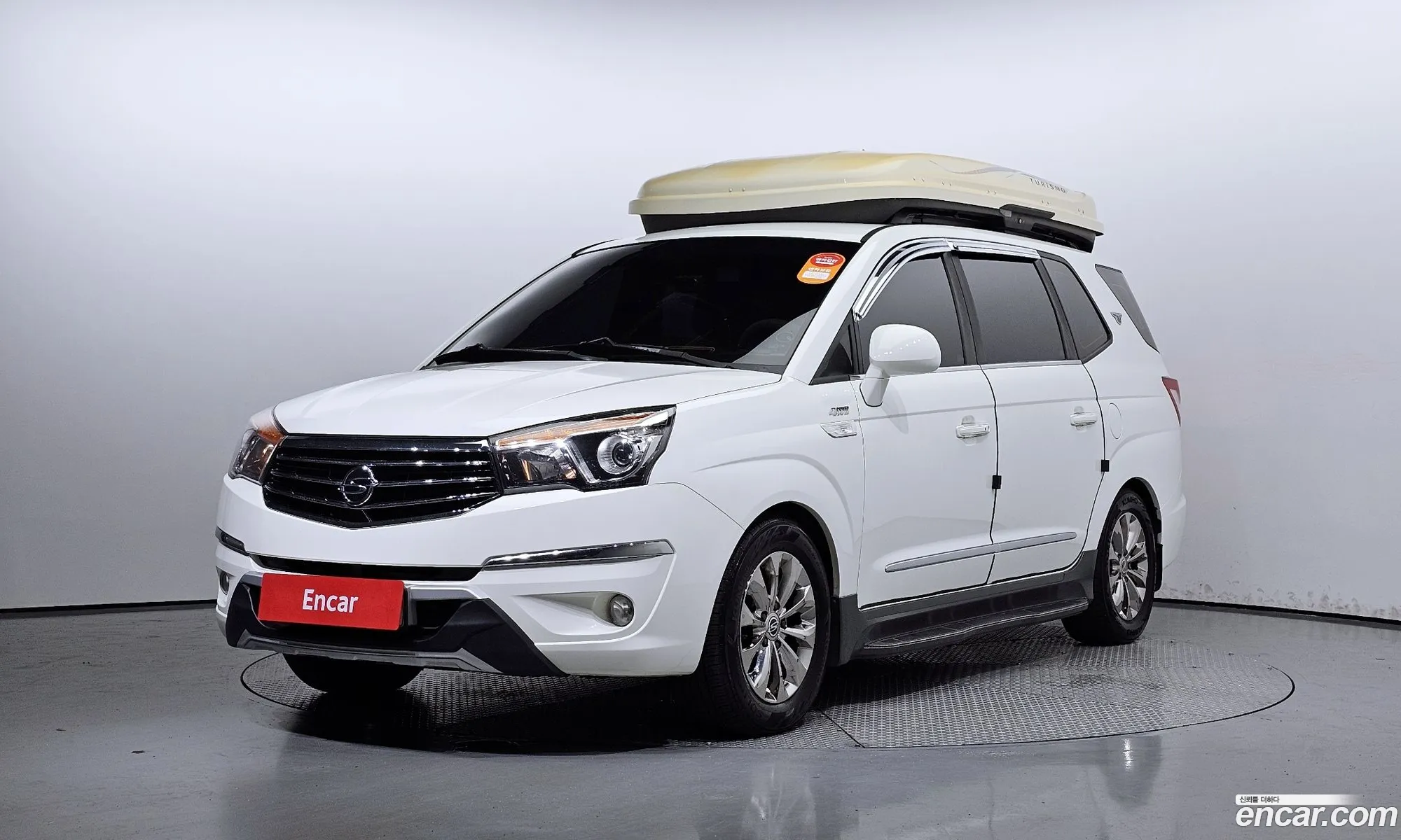 Kg Mobility Ssangyong Korando Turismo 4Wd Outdoor Edition 9-Seater - фотография 14365730