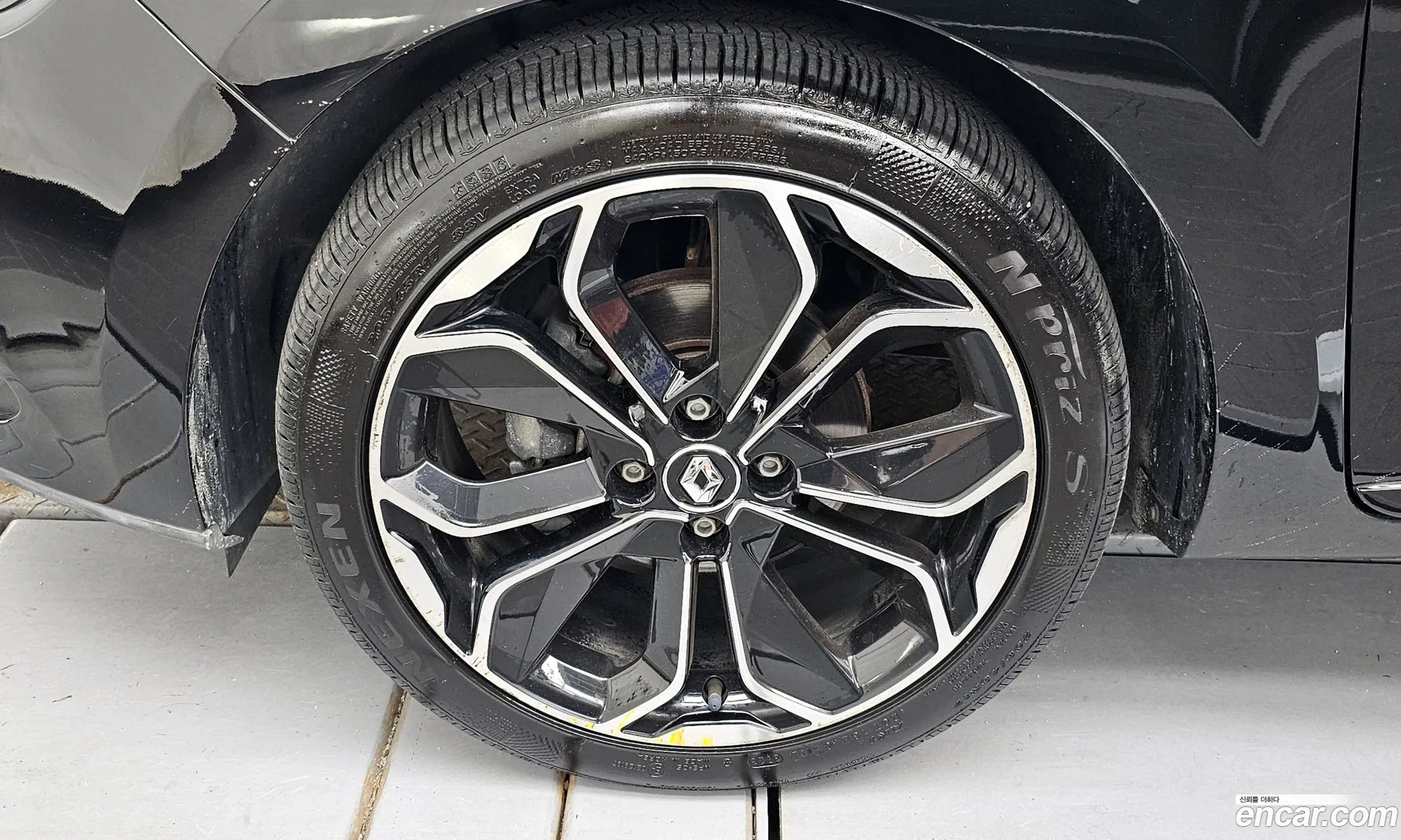 Renault Samsung Clio Intense 2018 - фотография 12454571