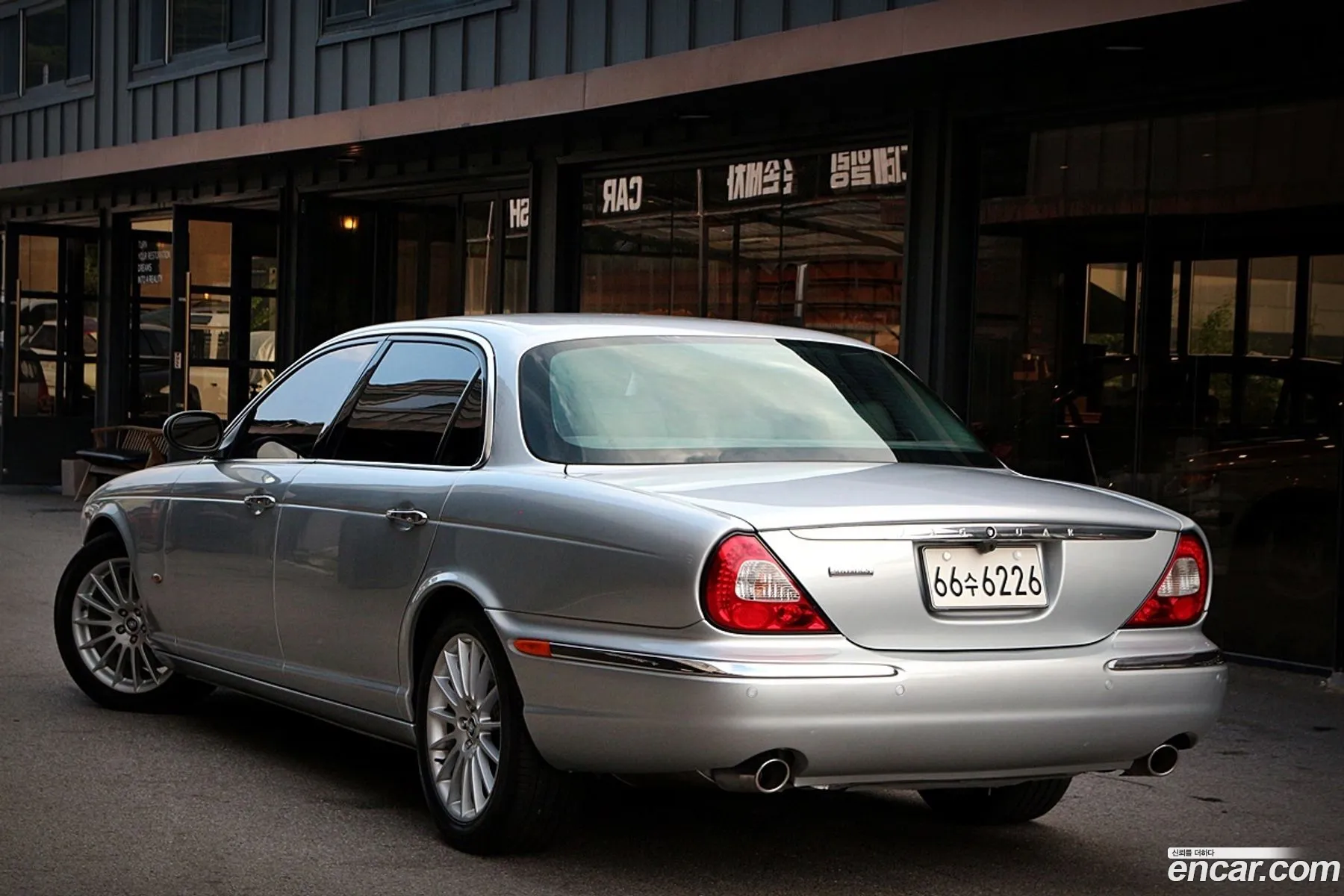 Jaguar Xj Iii X350X358 42 2007 - фотография 3739680