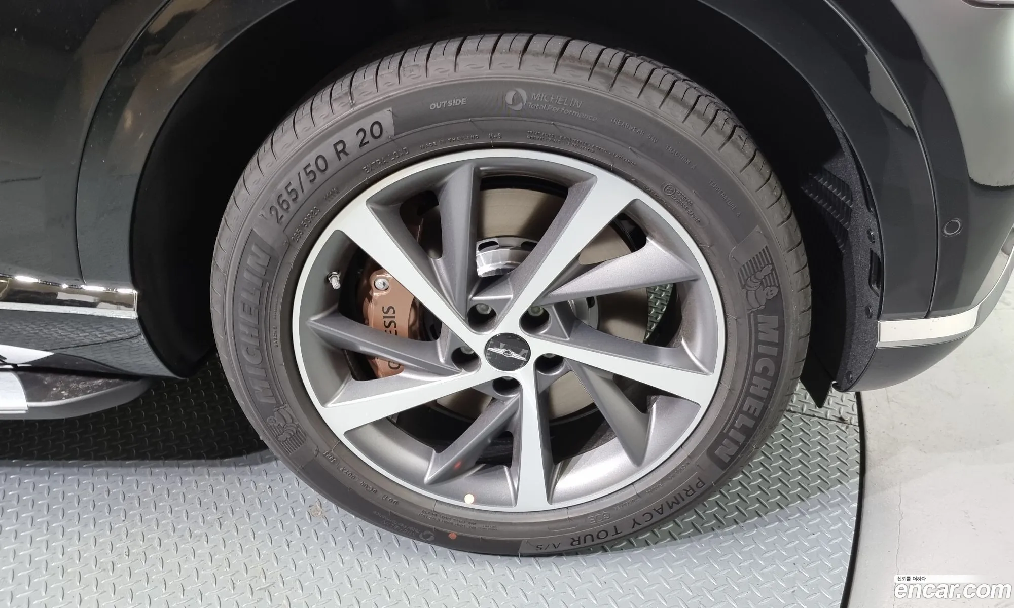 Genesis Gv80 35T Gasoline Awd 2024 - фотография 1698254