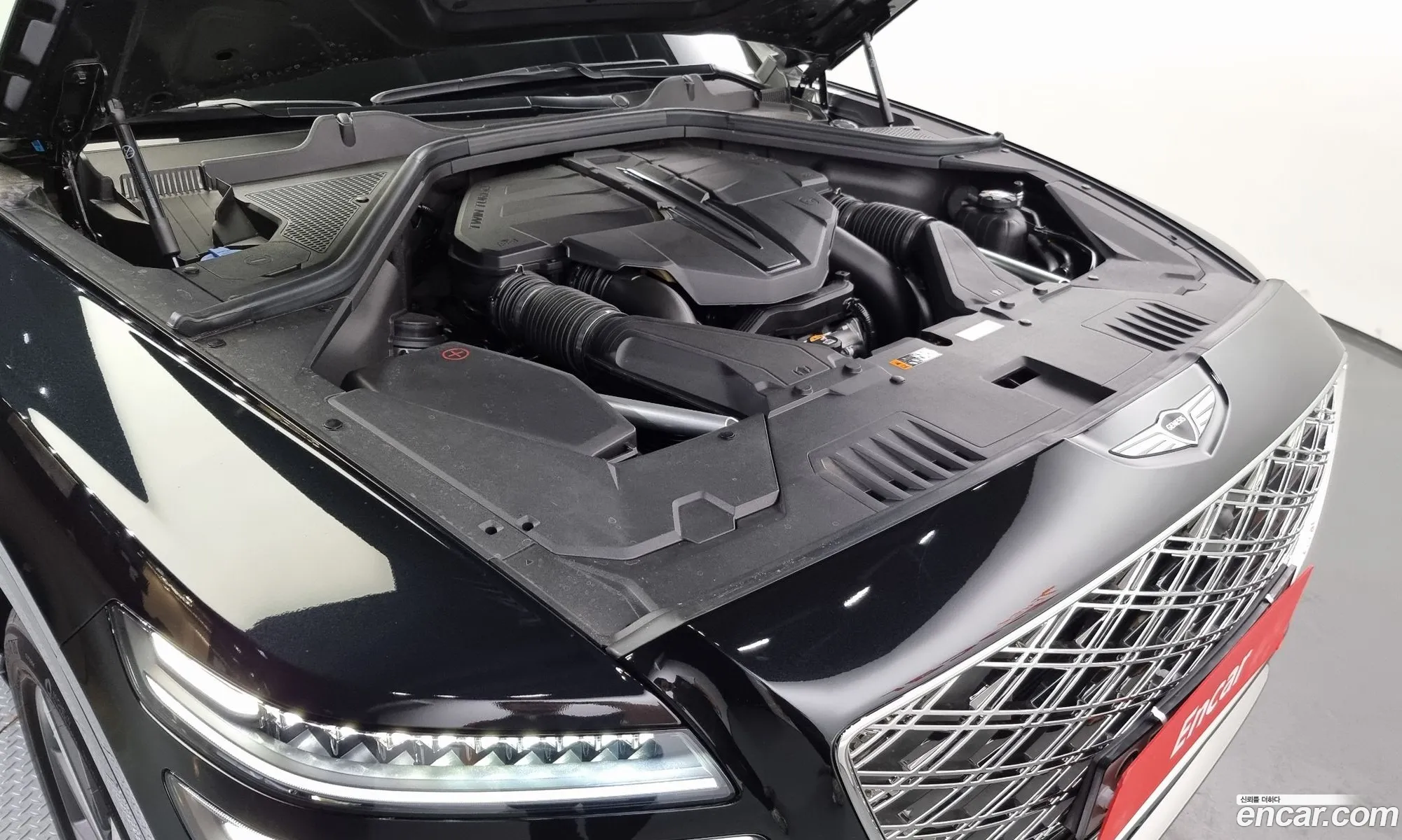 Genesis Gv80 35T Gasoline Awd 2024 - фотография 1698255