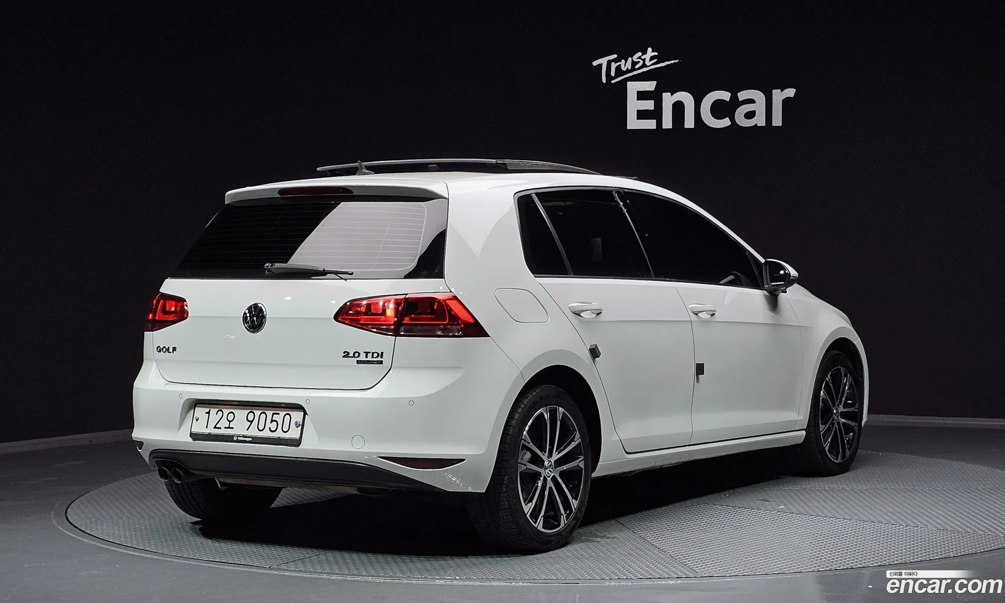 Volkswagen Golf Vii 20 Tdi Premium 2014 - фотография 3933485