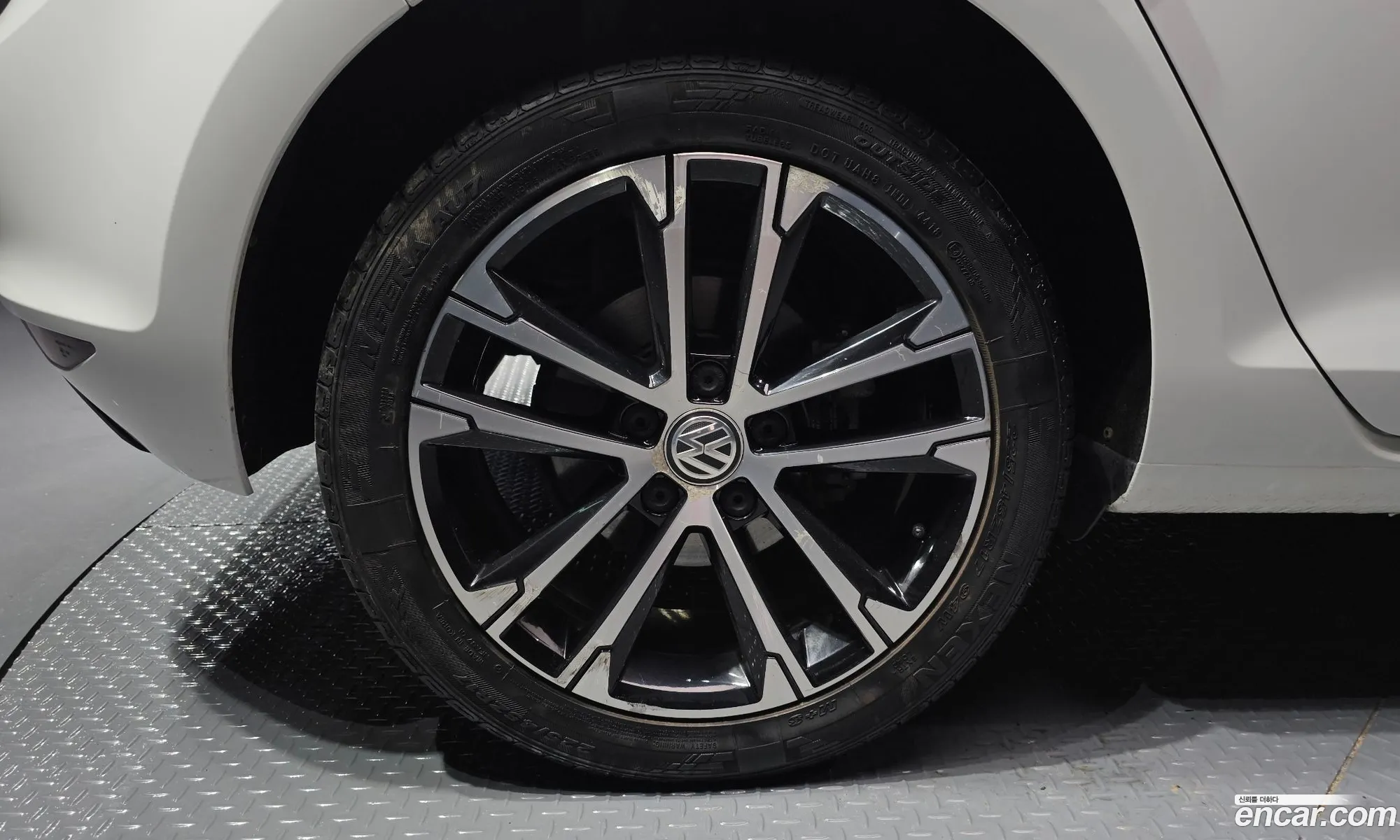 Volkswagen Golf Vii 20 Tdi Premium 2014 - фотография 3933488
