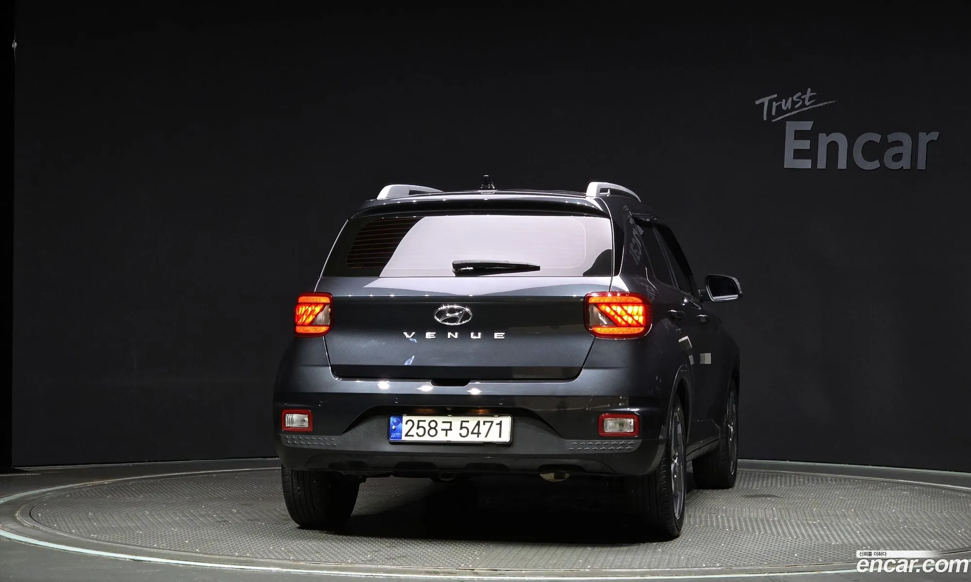 Hyundai Venue I 16 Flux 2021 - фотография 18984528