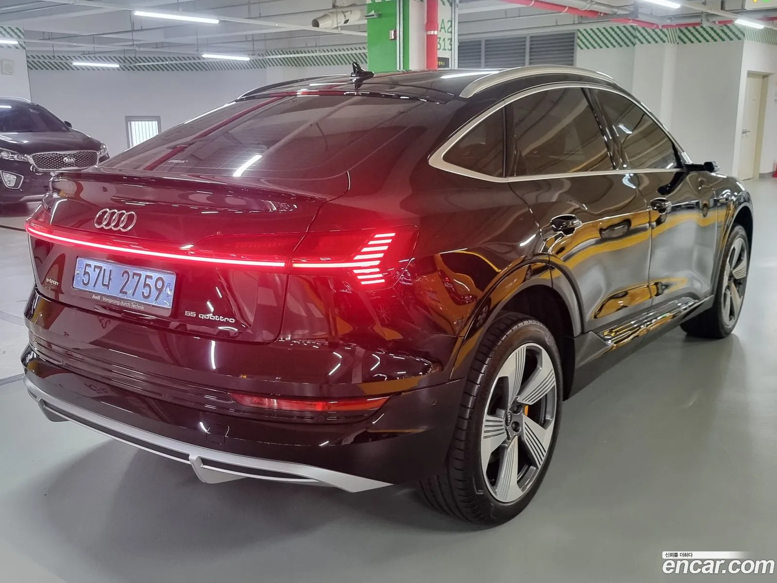 Audi E-Tron I 55 Quattro Sportback 2022 - фотография 3948046