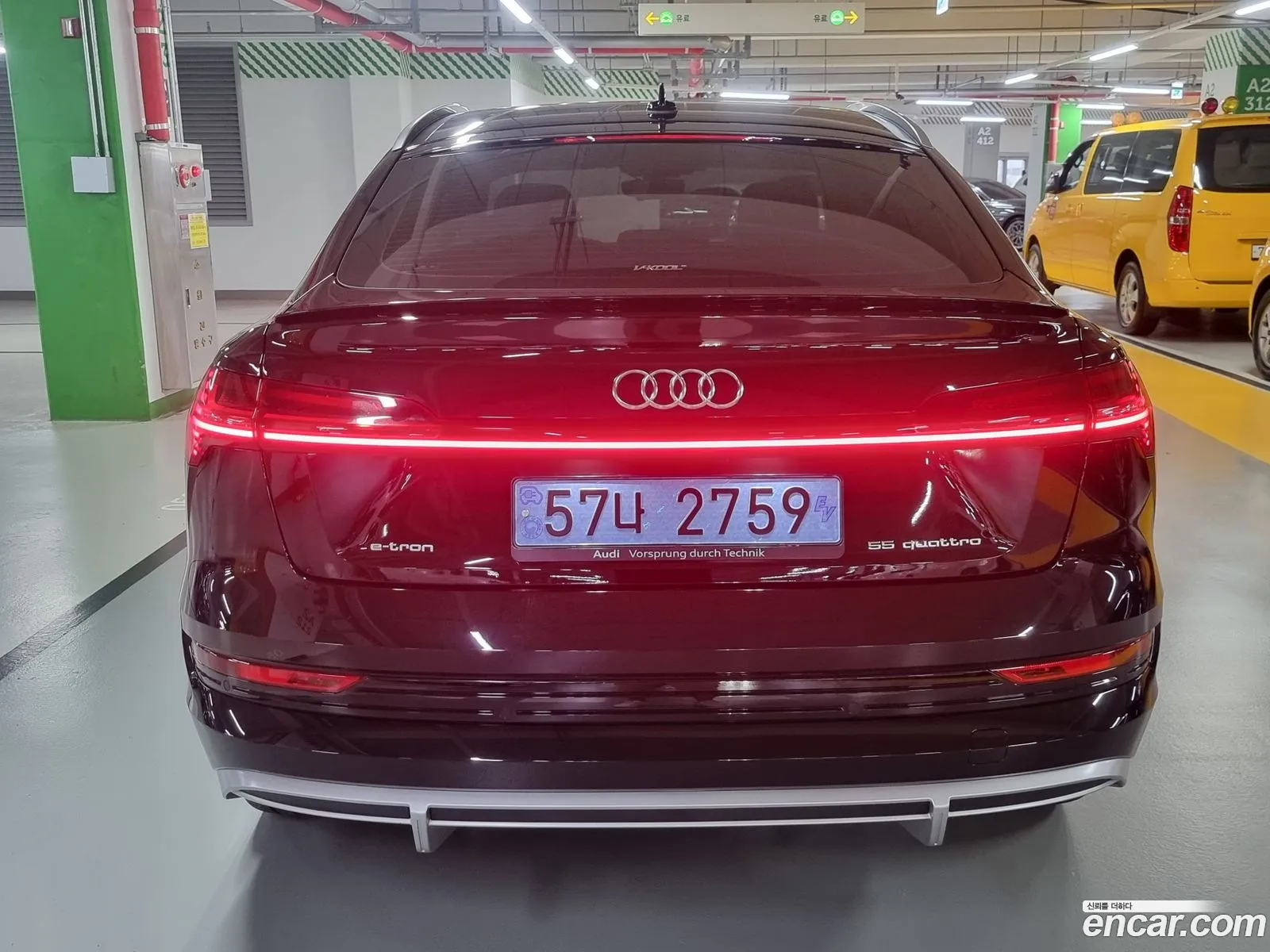 Audi E-Tron I 55 Quattro Sportback 2022 - фотография 3948048
