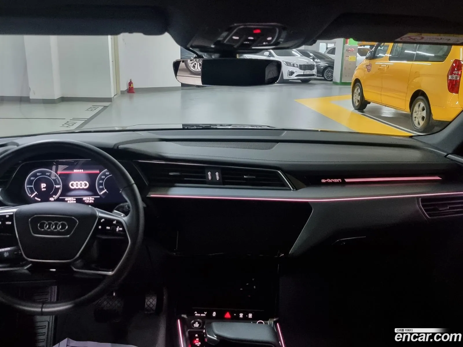 Audi E-Tron I 55 Quattro Sportback 2022 - фотография 3948049